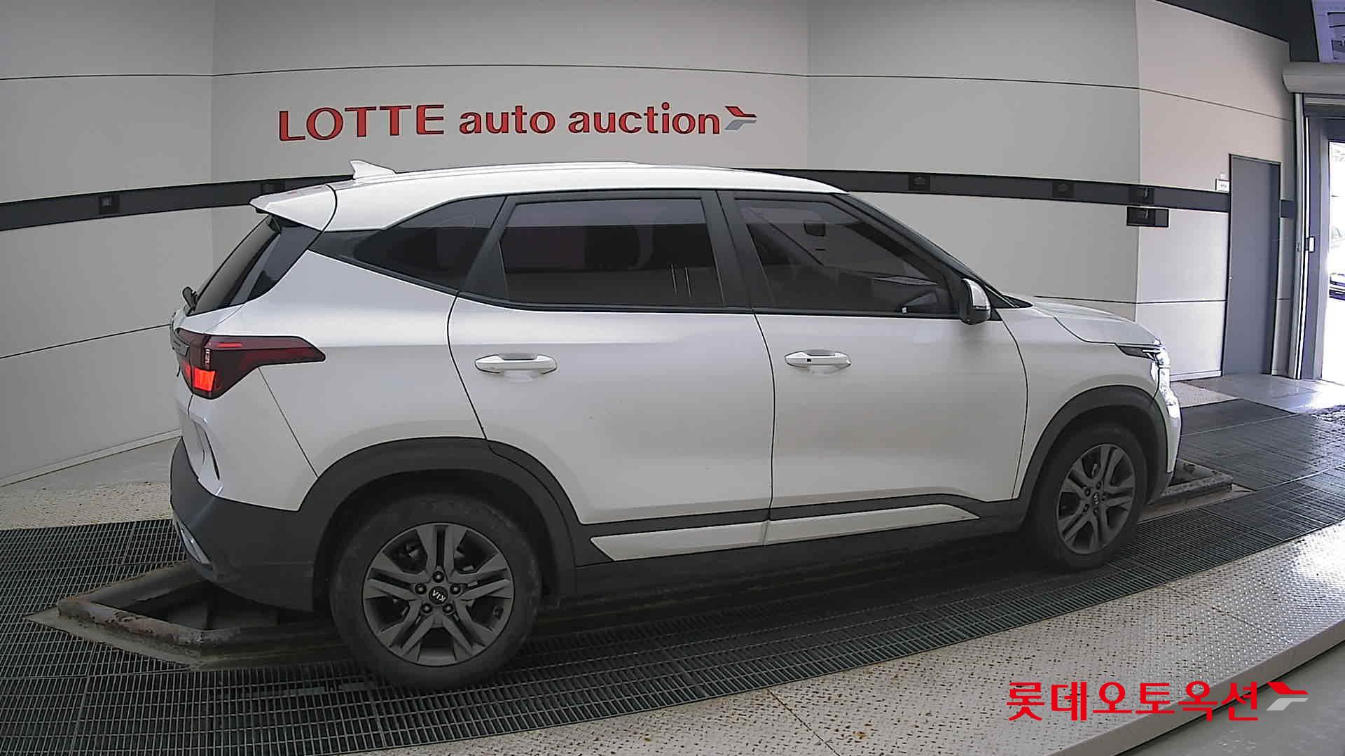 Kia Seltos id 3062763 из Кореи 18