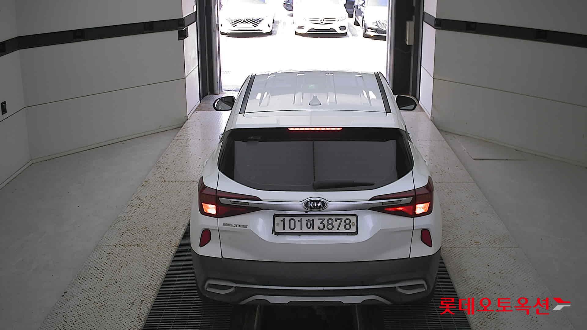 Kia Seltos 2021 Белый из Кореи, фото 5