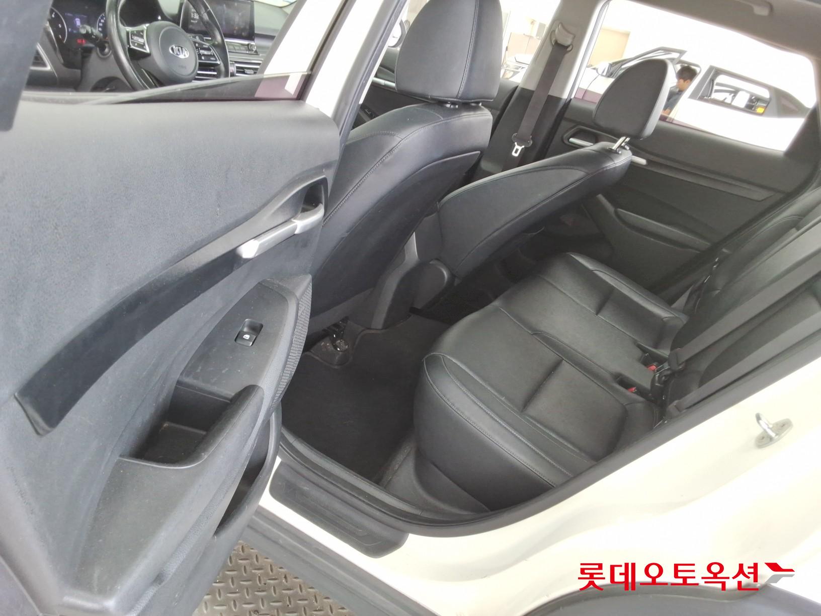 Kia Seltos id 3062780 из Кореи 36