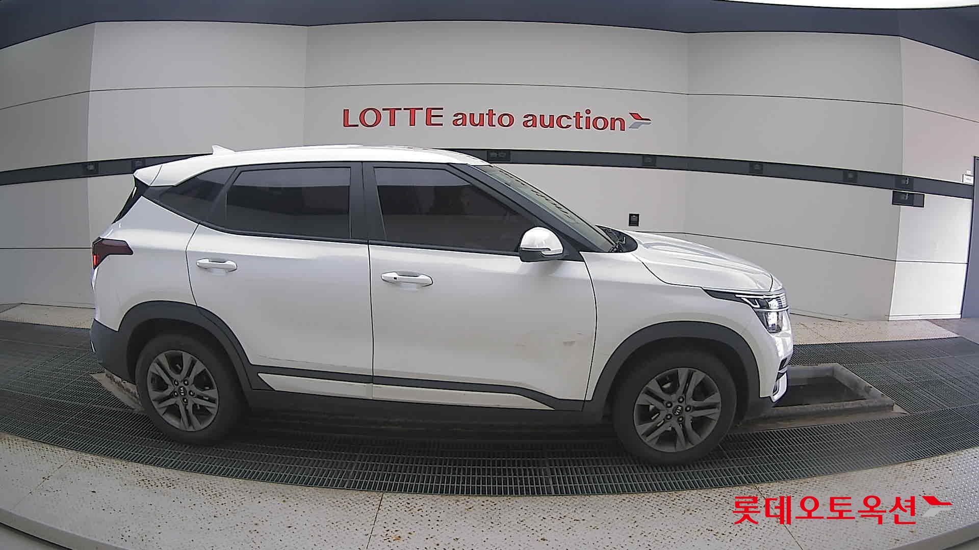 Kia Seltos 2021 Белый из Кореи, фото 3