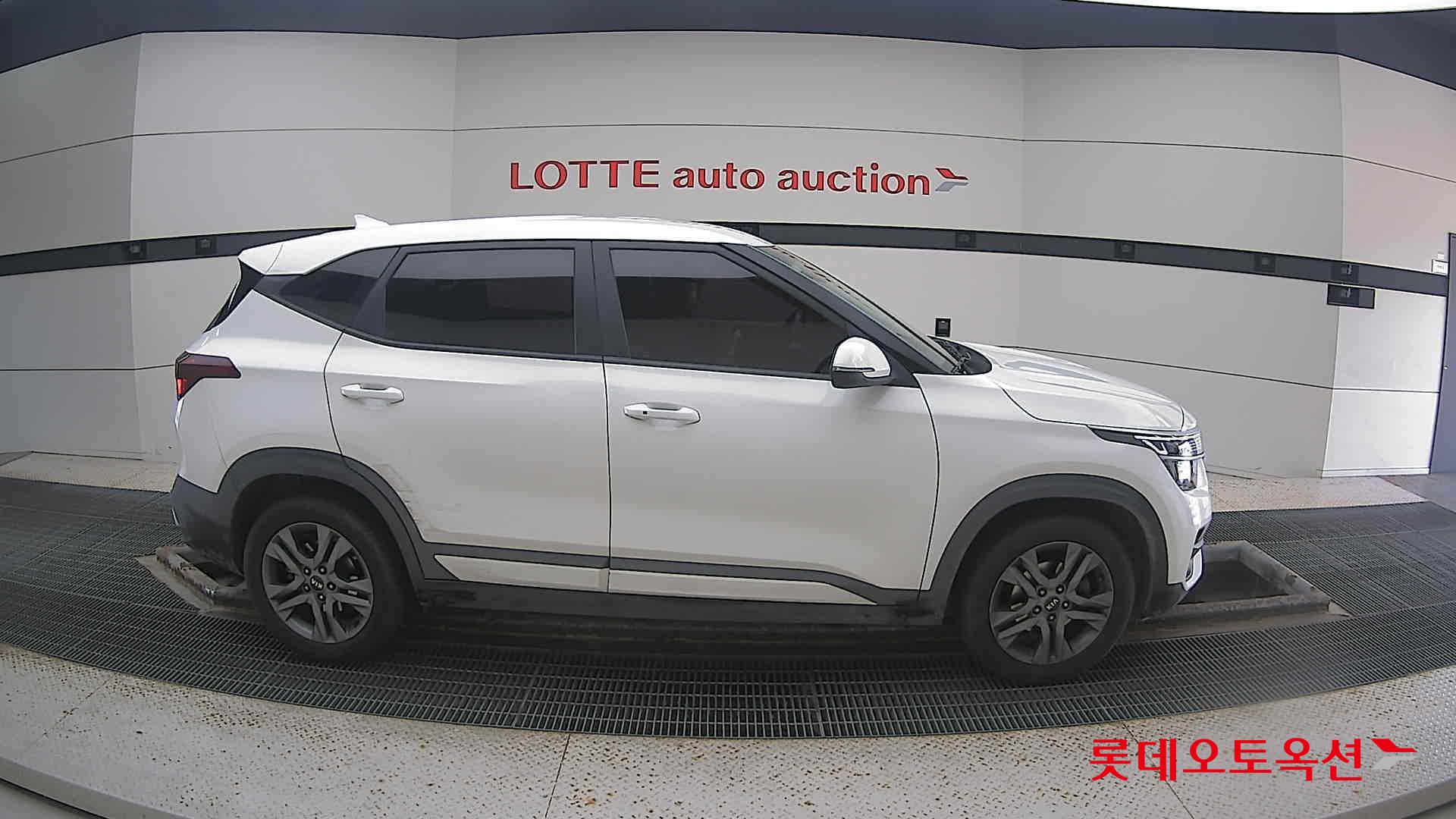 Kia Seltos 2021 Белый из Кореи, фото 3