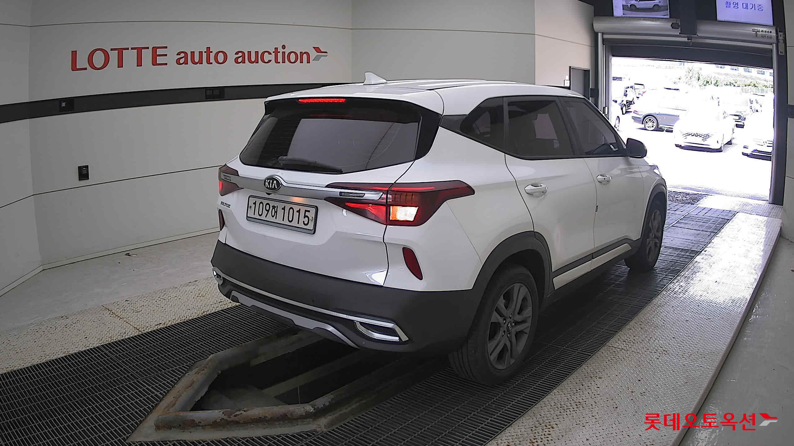 Kia Seltos 2021 Белый из Кореи, фото 4