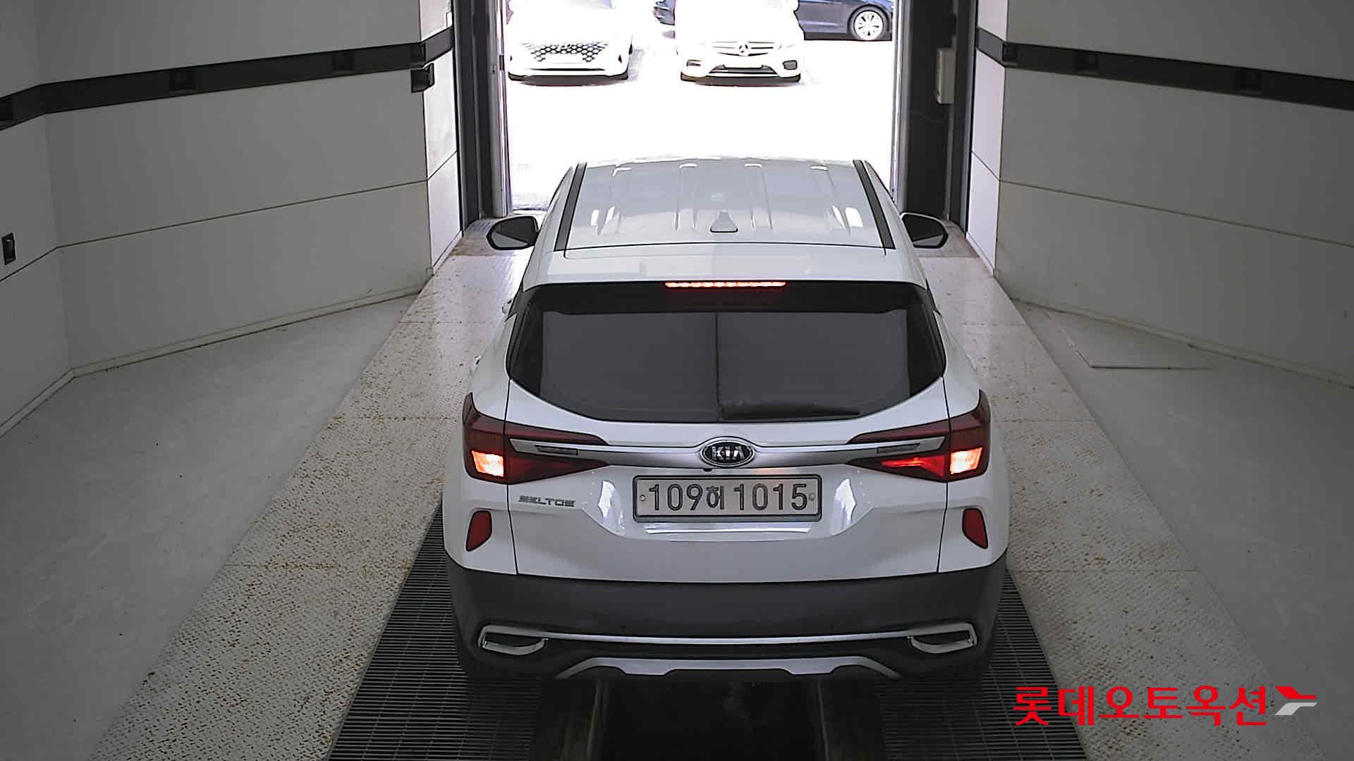 Kia Seltos 2021 Белый из Кореи, фото 5