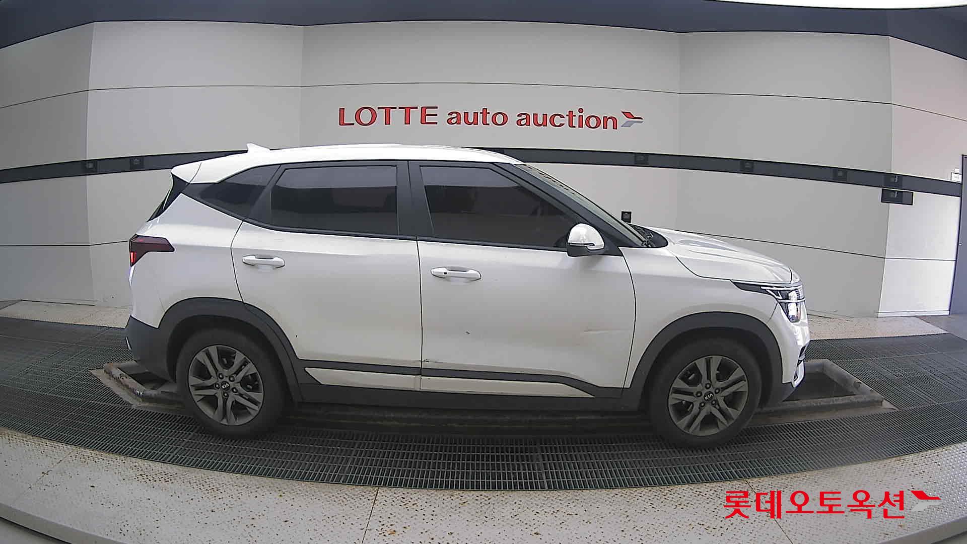 Kia Seltos 2021 Белый из Кореи, фото 3