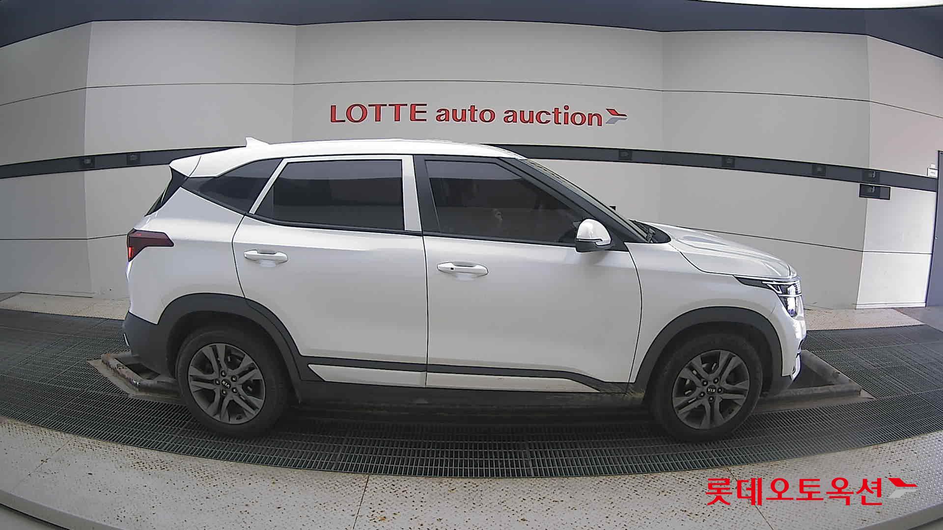 Kia Seltos 2021 Белый из Кореи, фото 3