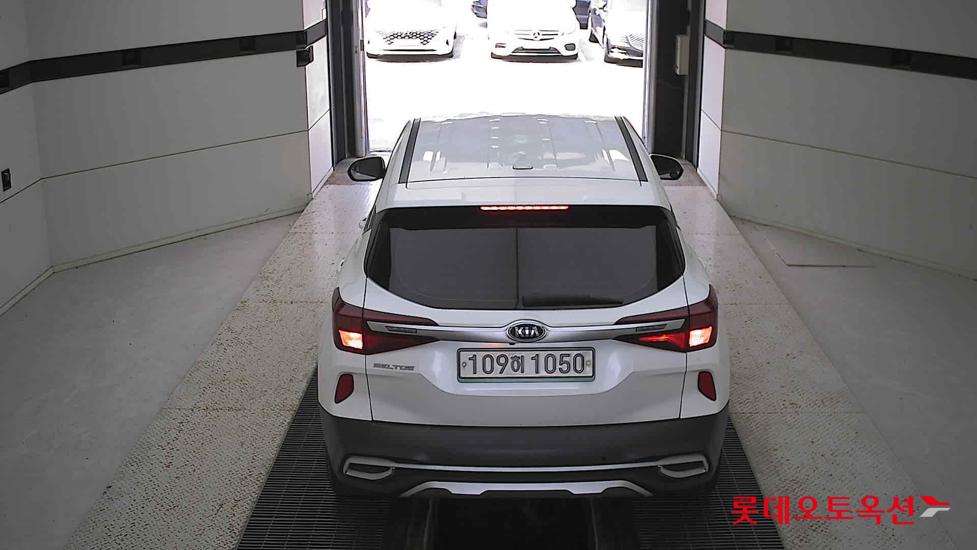 Kia Seltos 2021 Белый из Кореи, фото 5