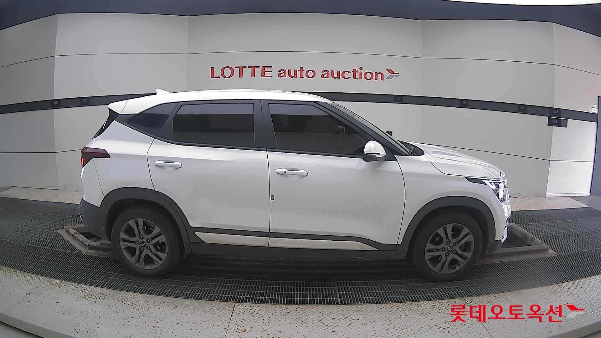 Kia Seltos 2021 Белый из Кореи, фото 3