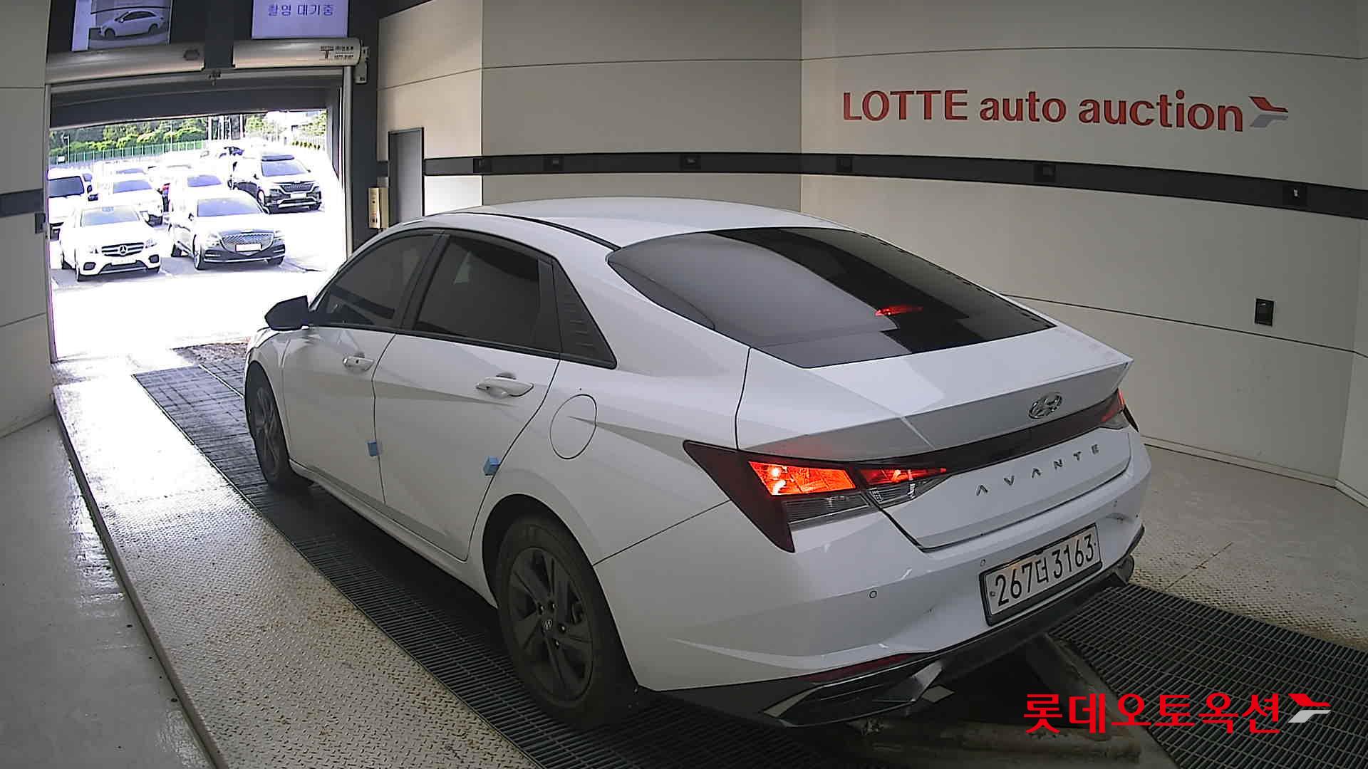Hyundai Avante Hybrid 2021 Белый из Кореи, фото 6