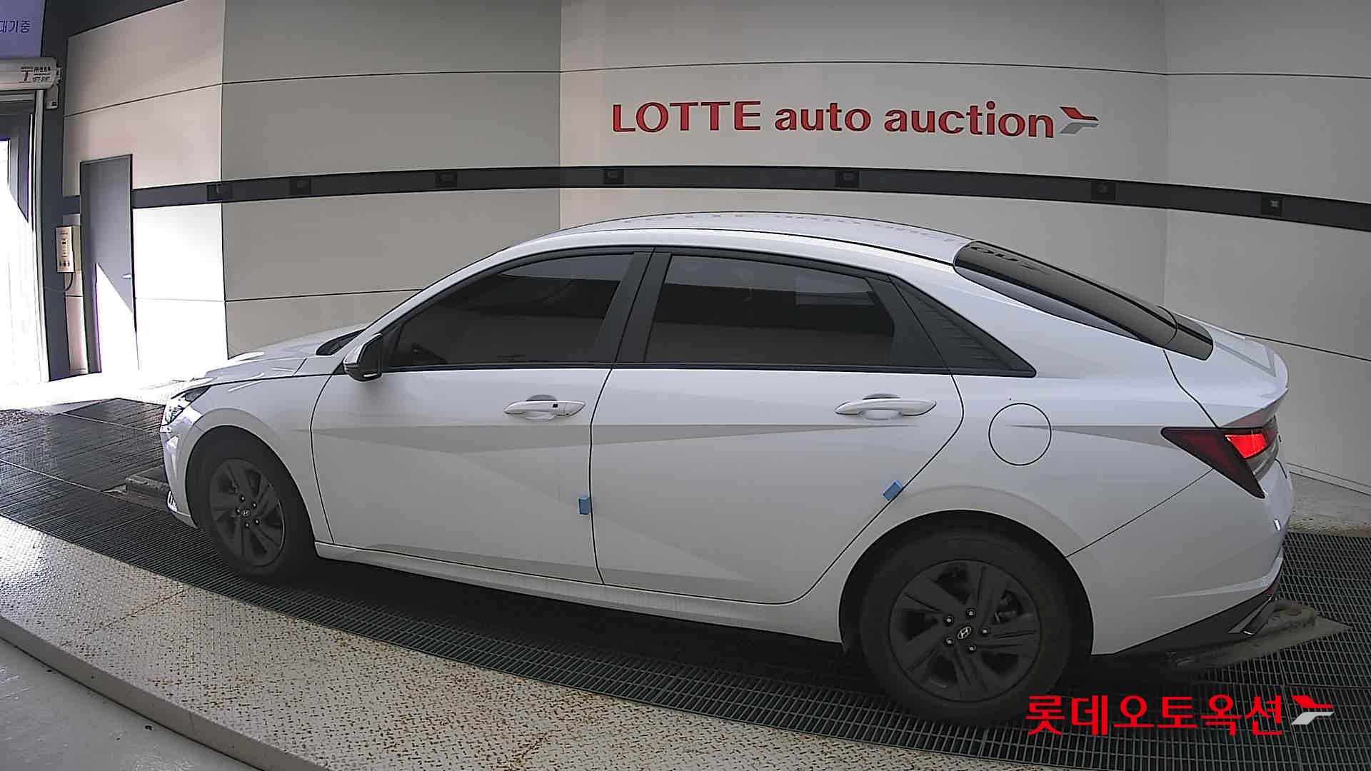 Hyundai Avante Hybrid id 3062750 из Кореи 11