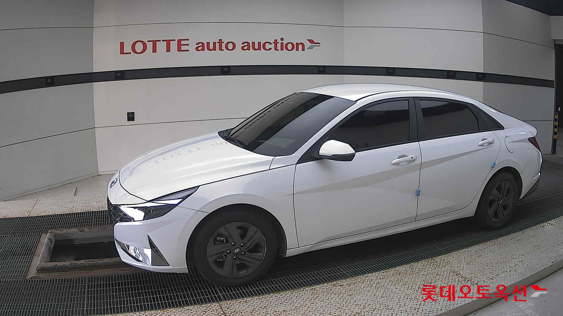 Hyundai Avante Hybrid id 3062750 из Кореи 12