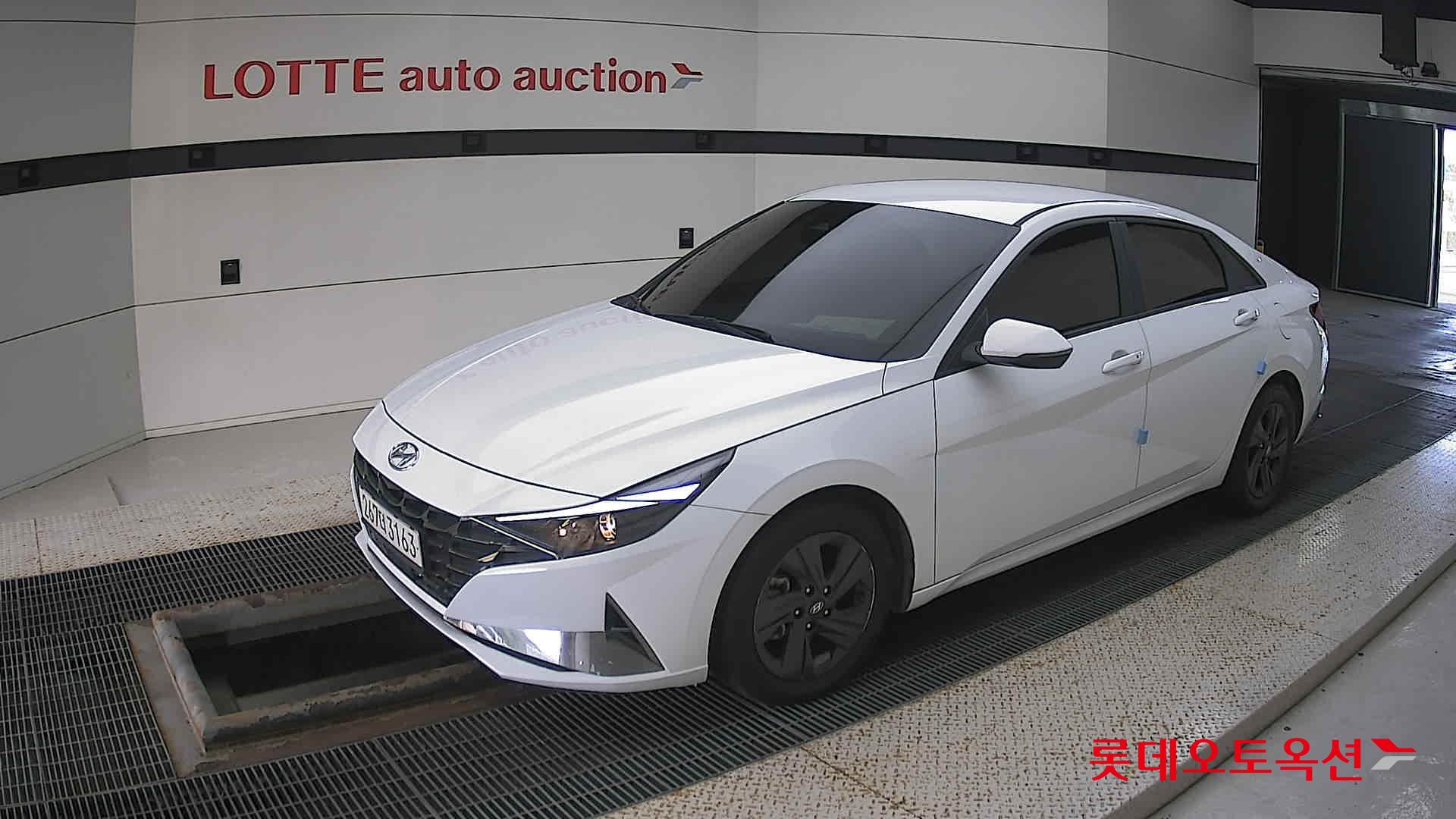 Hyundai Avante Hybrid id 3062750 из Кореи 13