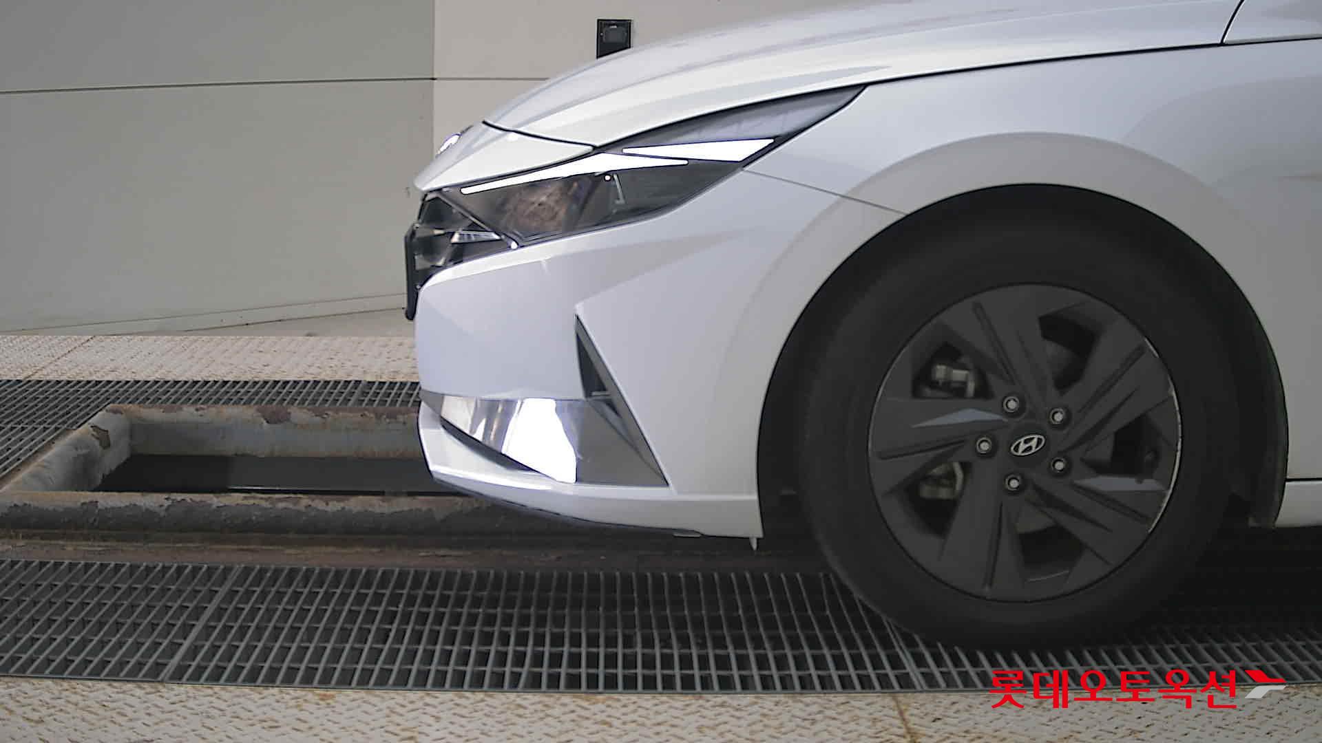 Hyundai Avante Hybrid id 3062750 из Кореи 21