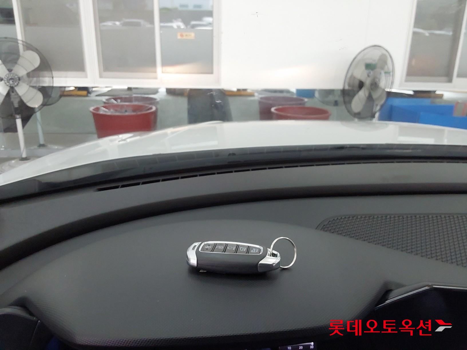 Hyundai Avante Hybrid id 3062750 из Кореи 33