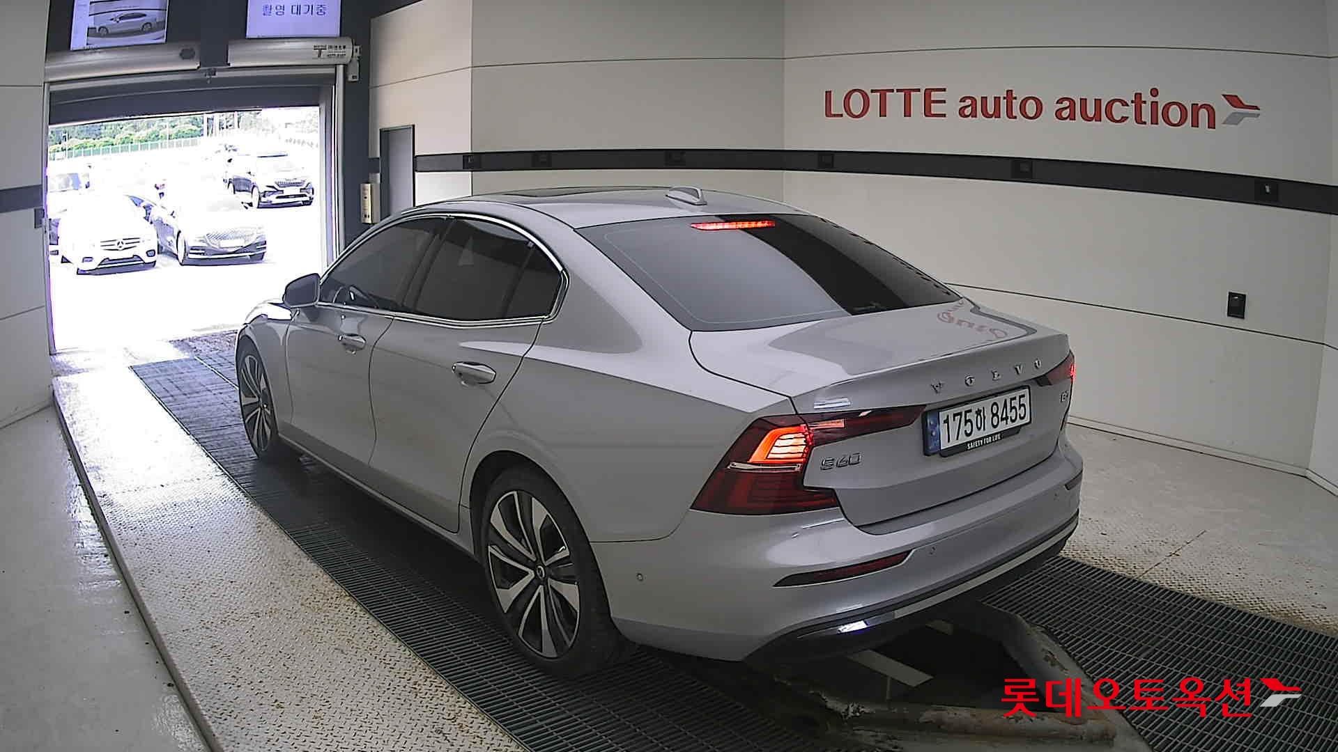Volvo Volvo S60B5 2024 Другое из Кореи, фото 6