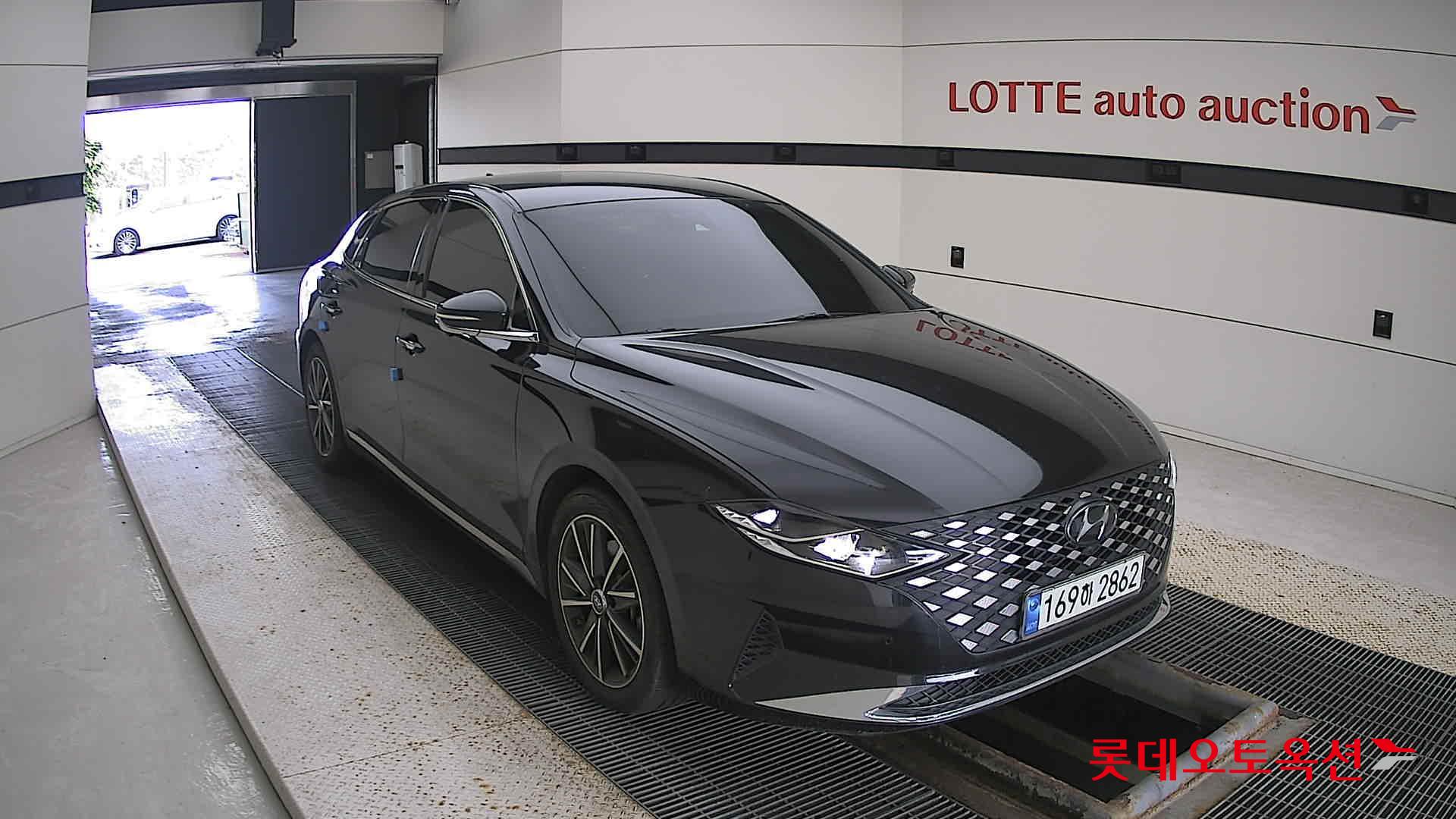 Hyundai Grandeur 2022 Черный из Кореи, фото 2