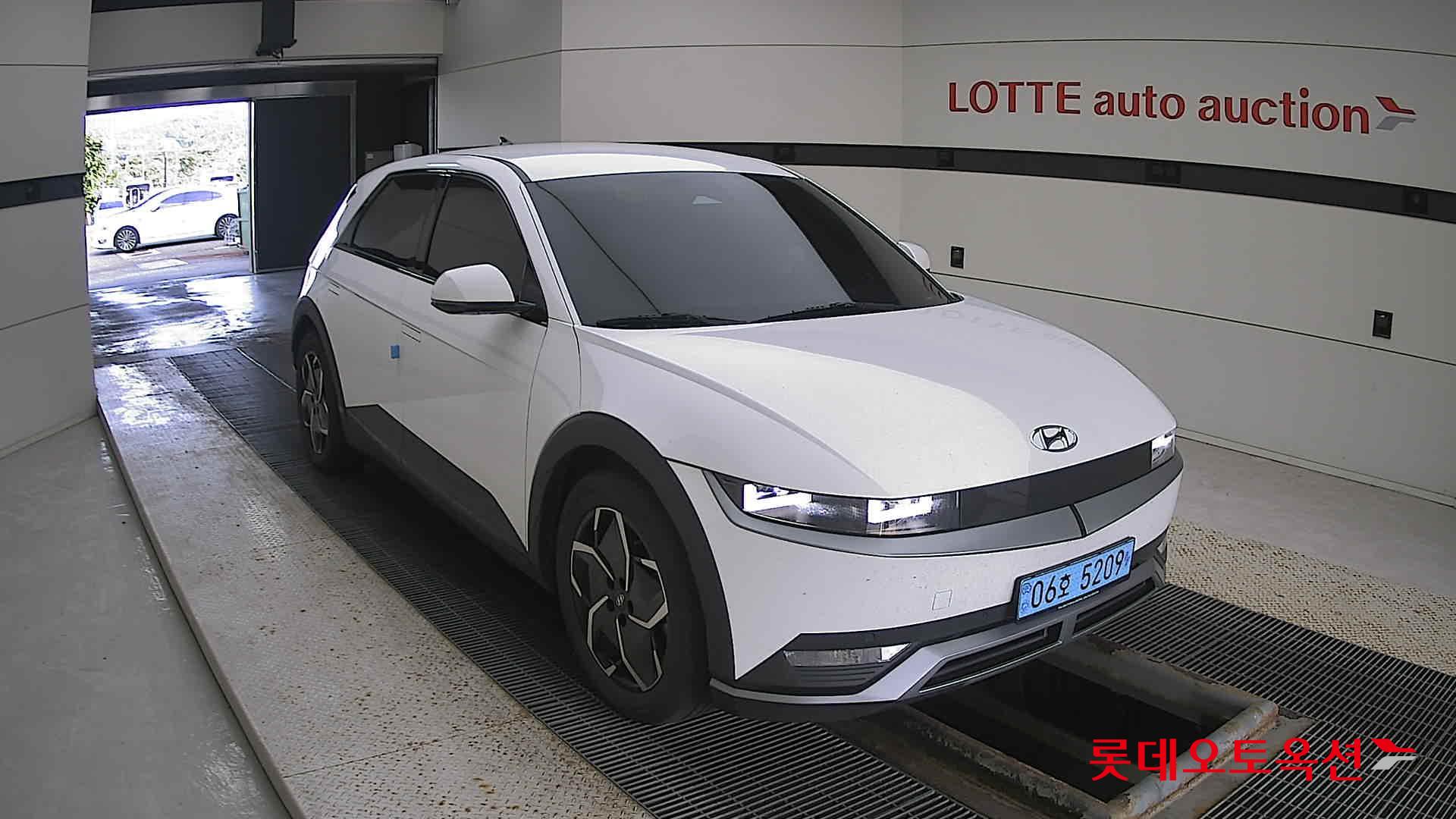 Hyundai IONIQ 5 2022 Белый из Кореи, фото 2