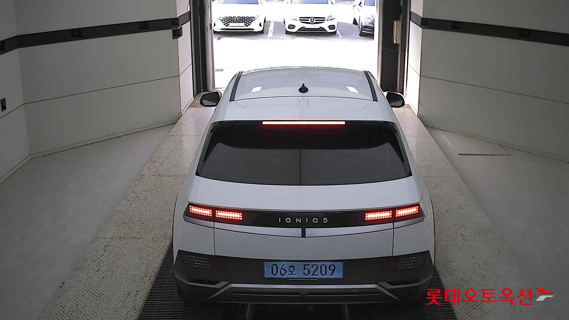 Hyundai IONIQ 5 2022 Белый из Кореи, фото 5