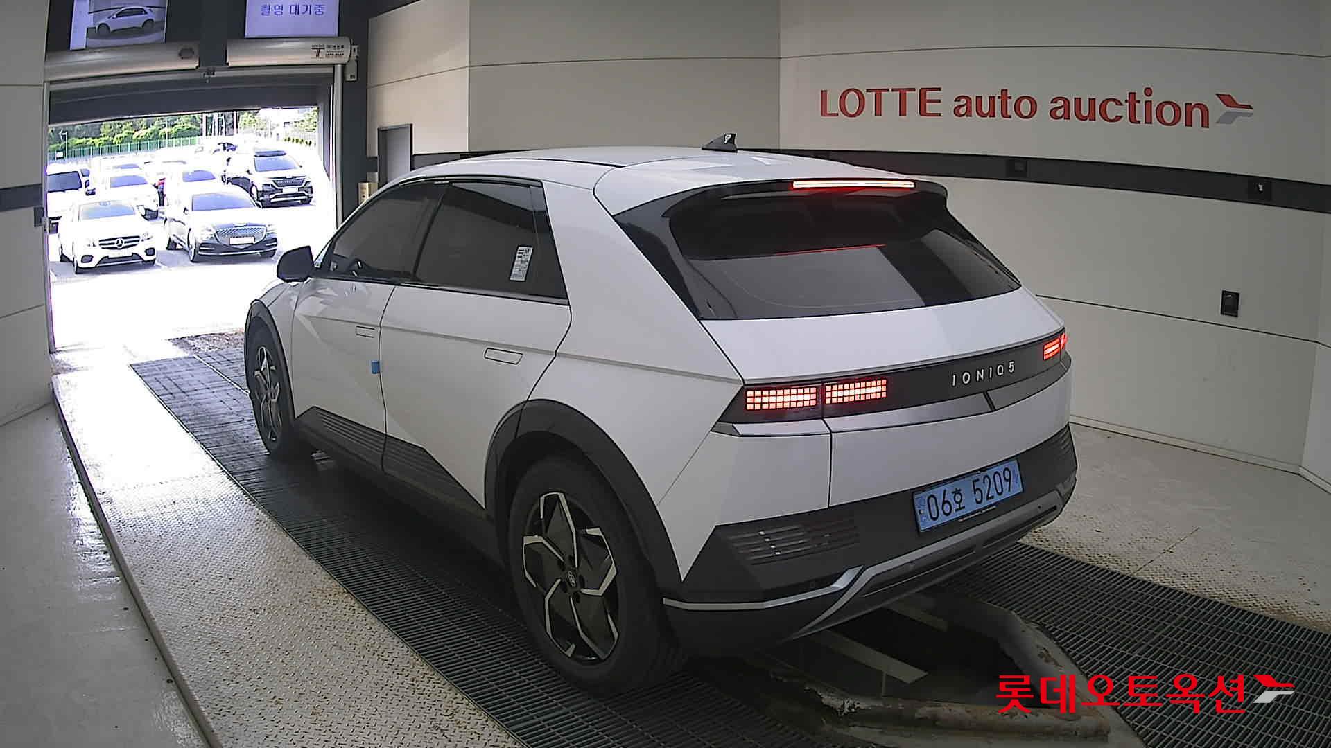 Hyundai IONIQ 5 2022 Белый из Кореи, фото 6