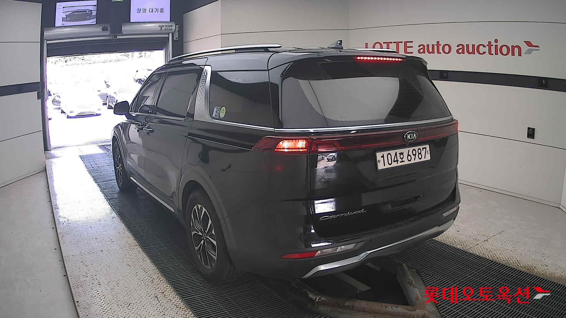 Kia Carnival id 3062792 из Кореи 9