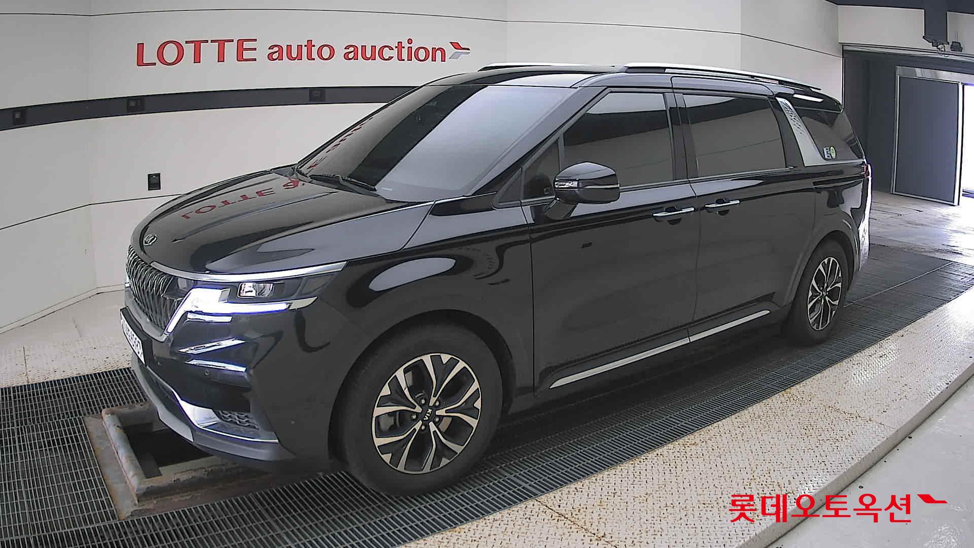 Kia Carnival id 3062792 из Кореи 13