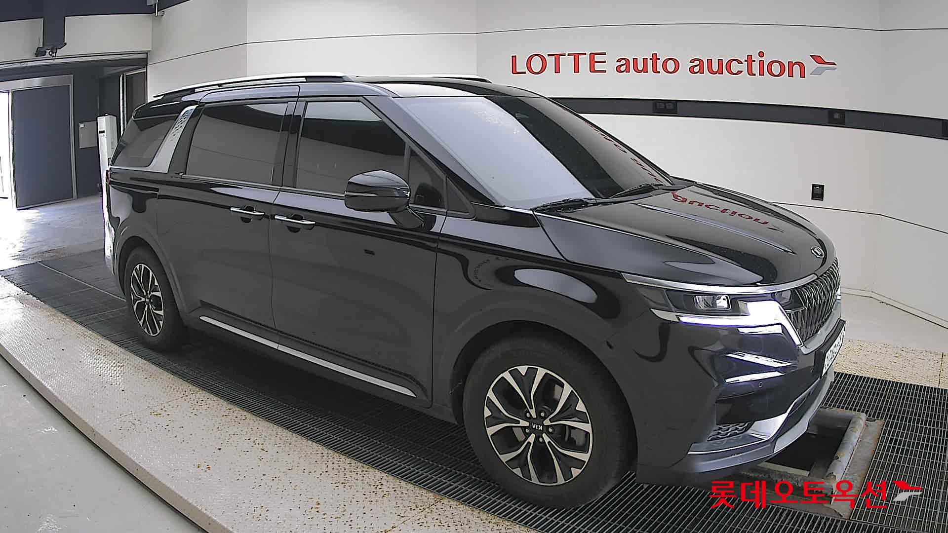 Kia Carnival id 3062792 из Кореи 16