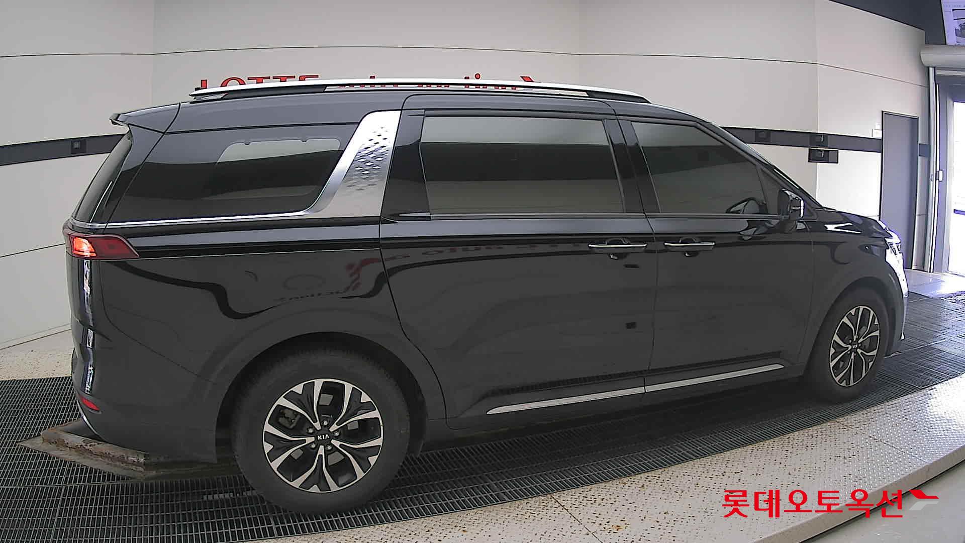 Kia Carnival id 3062792 из Кореи 18