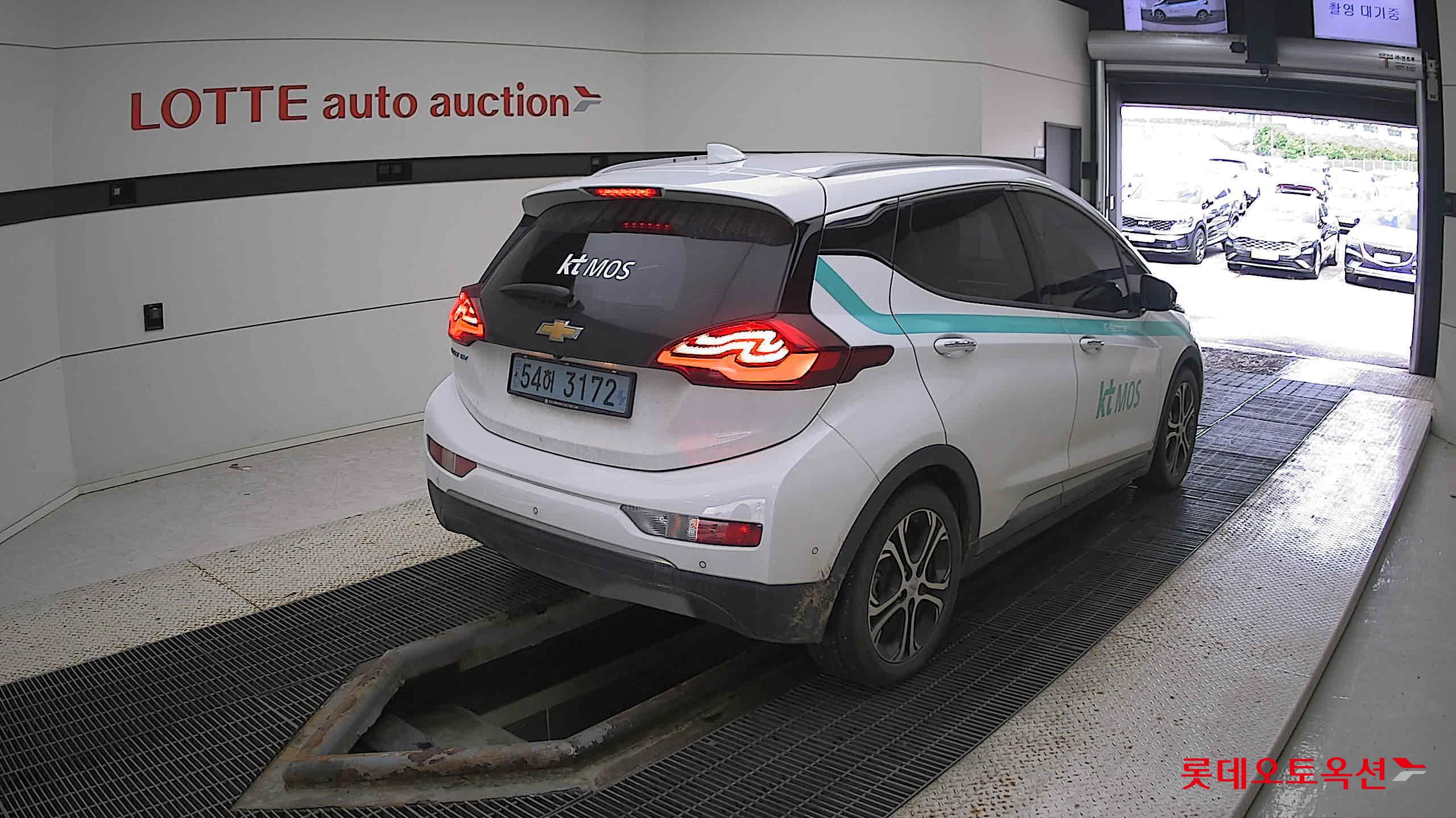 Korea G M Bolt (EV) 2019 Pure White из Кореи, фото 4