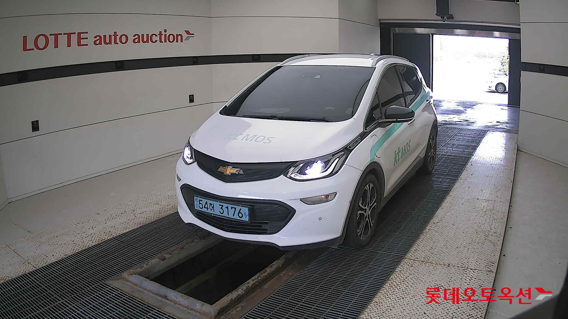 Korea G M Bolt (EV) 2019 Pure White из Кореи