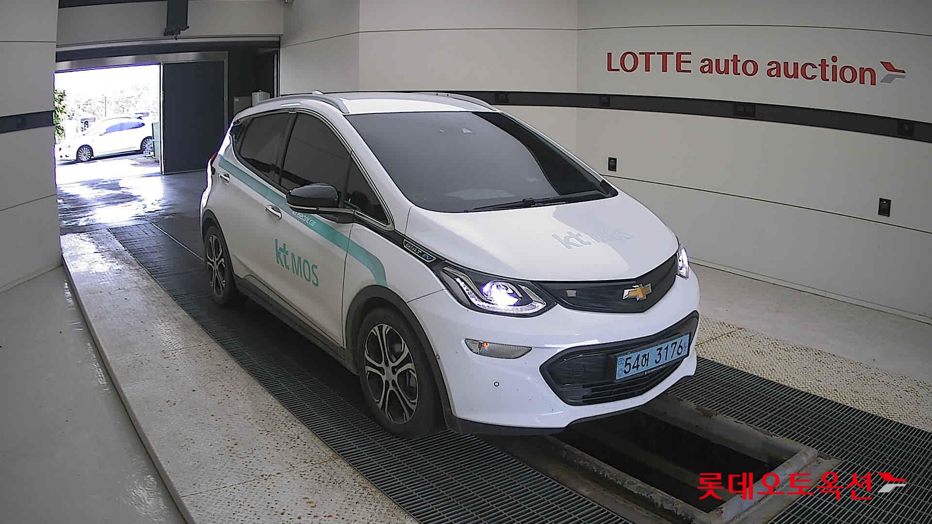 Korea G M Bolt (EV) 2019 Pure White из Кореи, фото 2