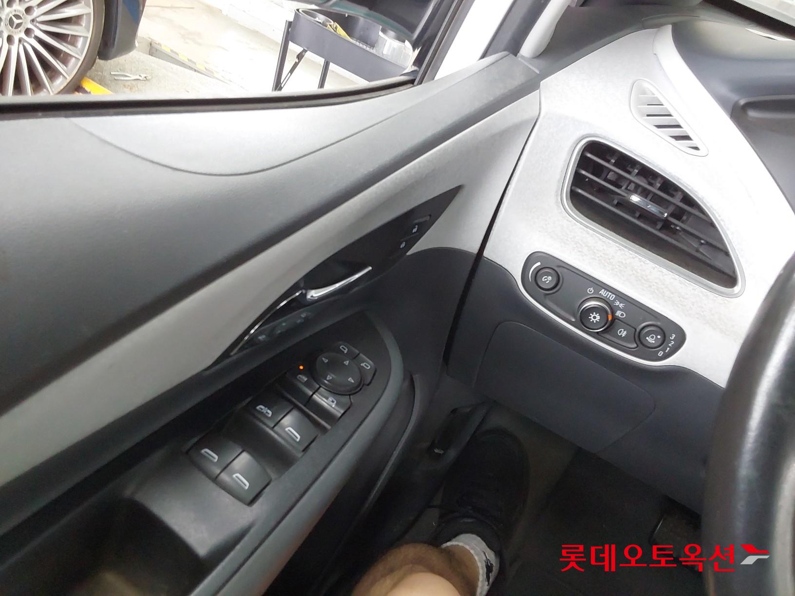 Korea G M Bolt (EV) id 3015806 из Кореи 28