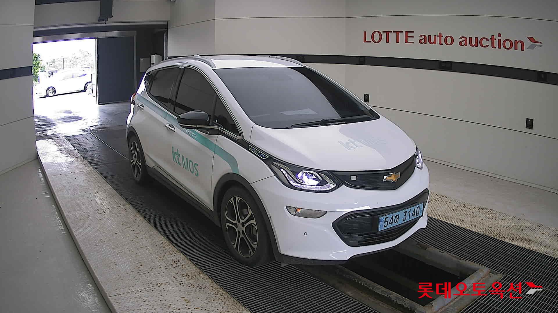 Korea G M Bolt (EV) 2019 Pure White из Кореи, фото 2