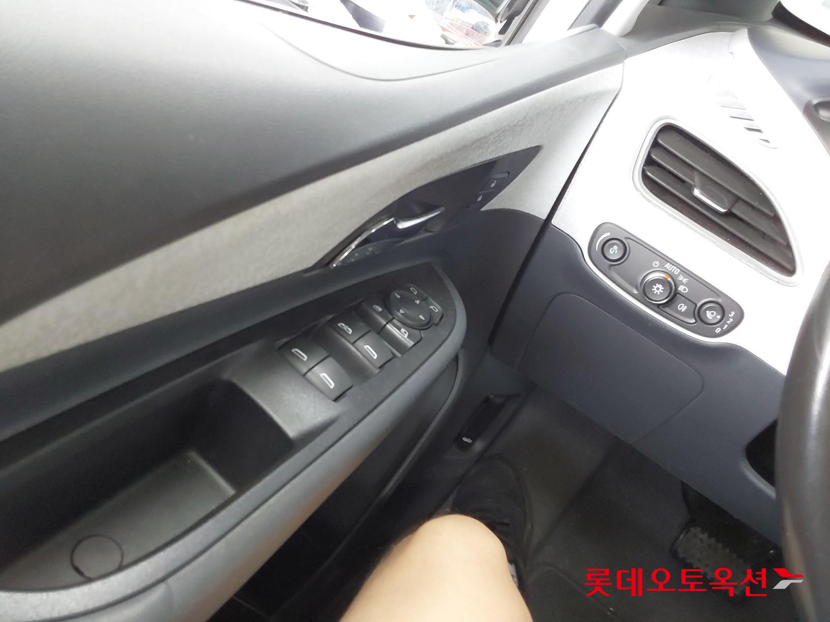 Korea G M Bolt (EV) id 3015799 из Кореи 28