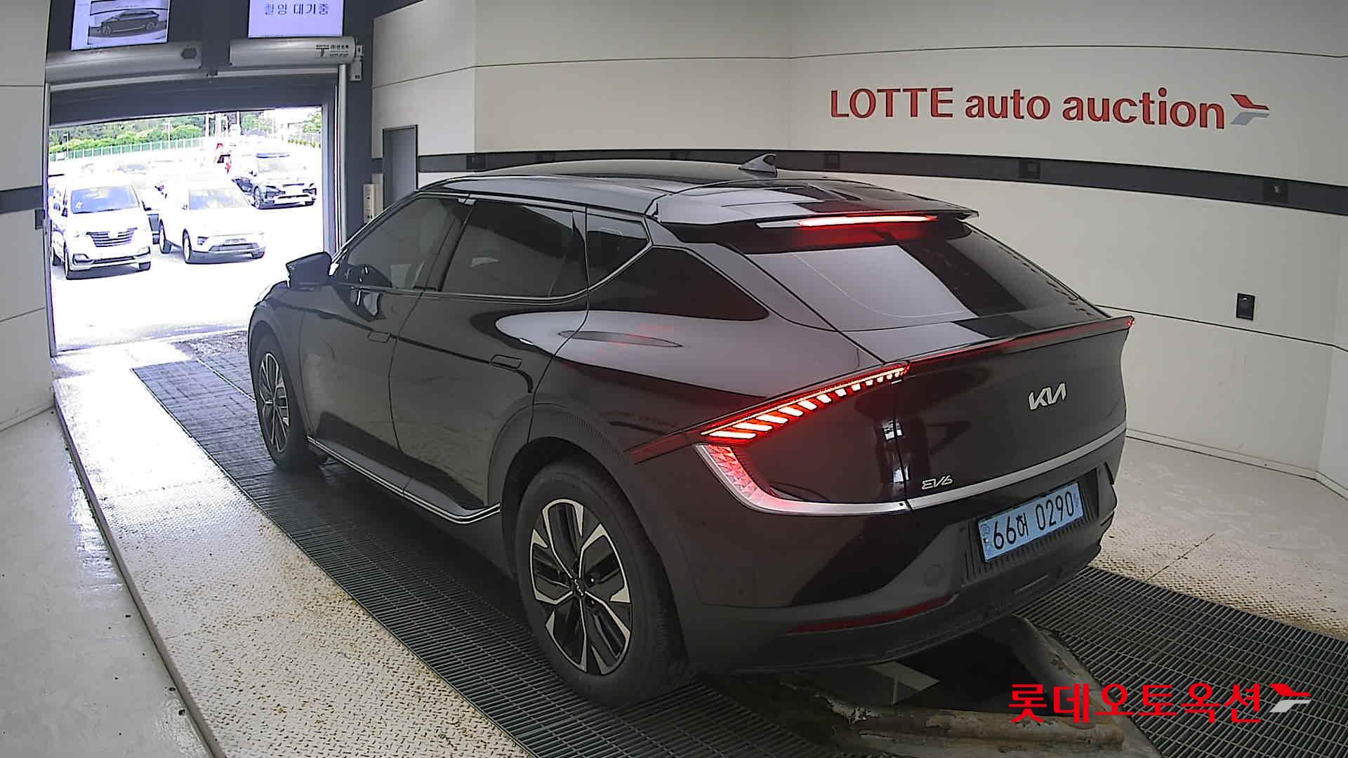 Kia EV6 2023 Aurora Black Pearl из Кореи, фото 6
