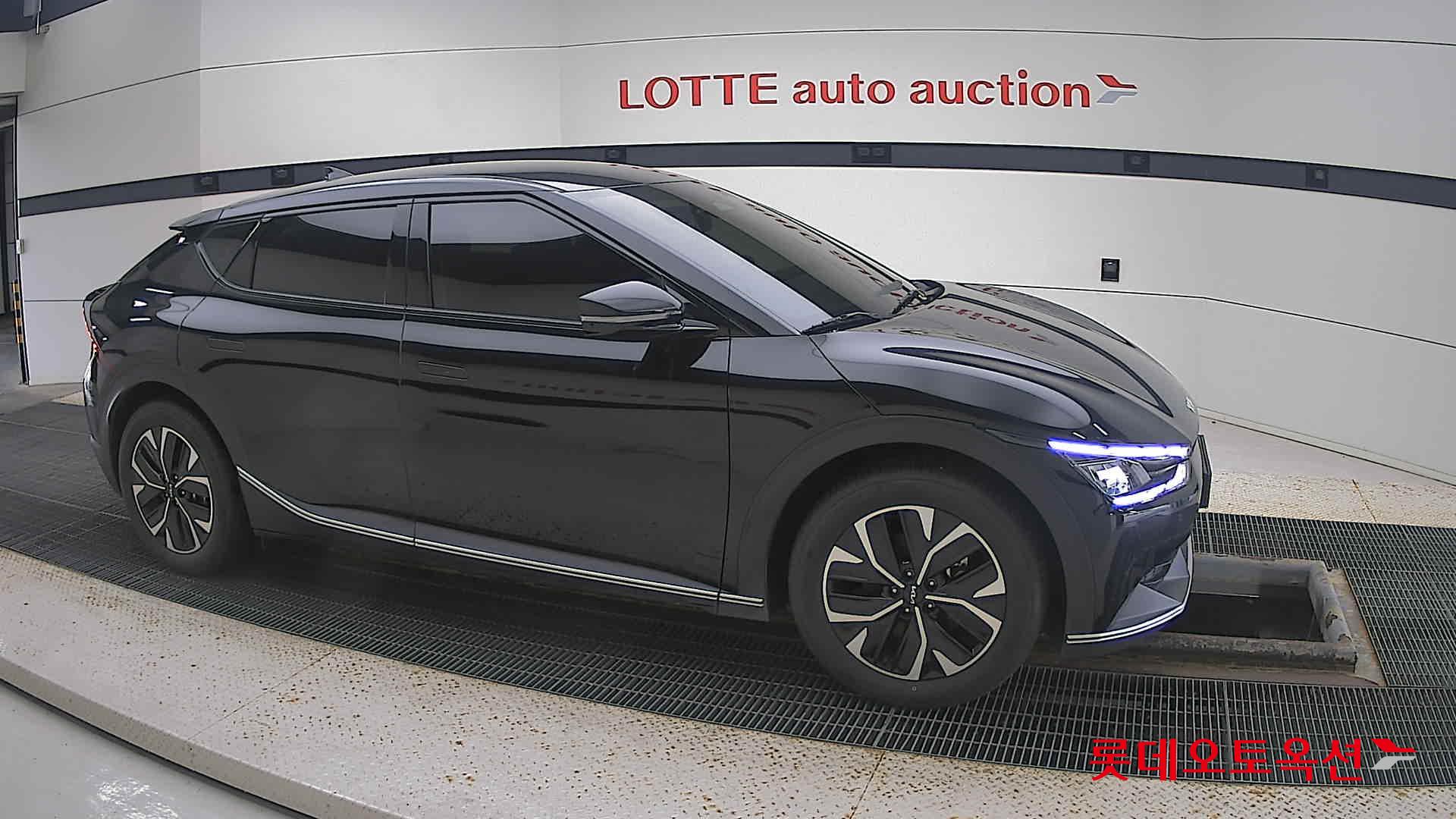 Kia EV6 id 3097969 из Кореи 17