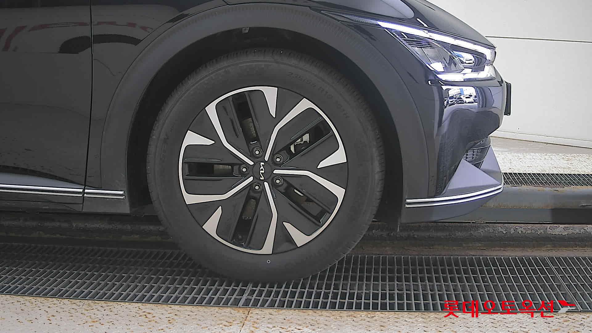 Kia EV6 id 3097969 из Кореи 23