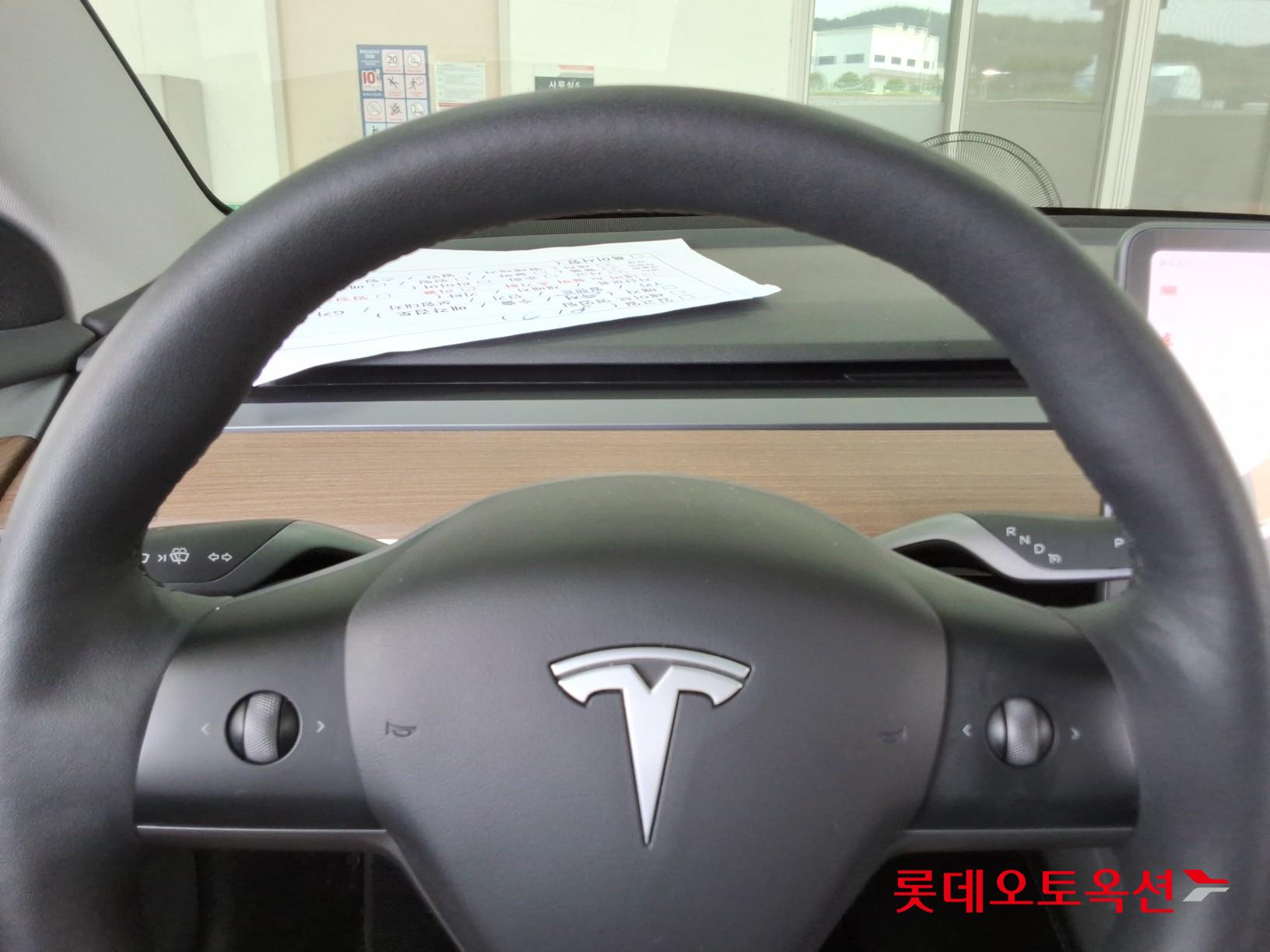 تسلا MODEL 3