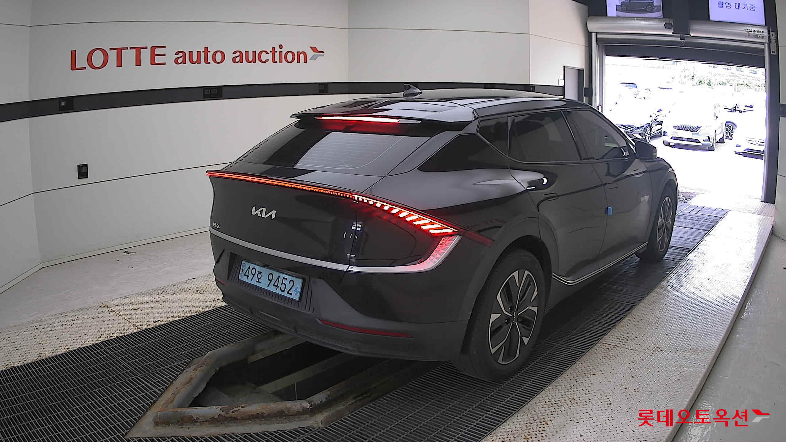 Kia EV6 2022 Aurora Black Pearl из Кореи, фото 4