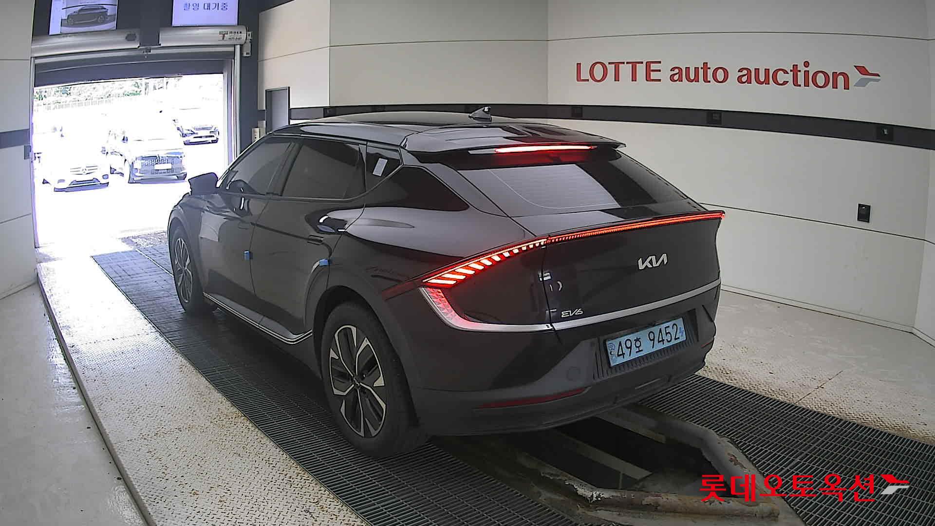 Kia EV6 2022 Aurora Black Pearl из Кореи, фото 6