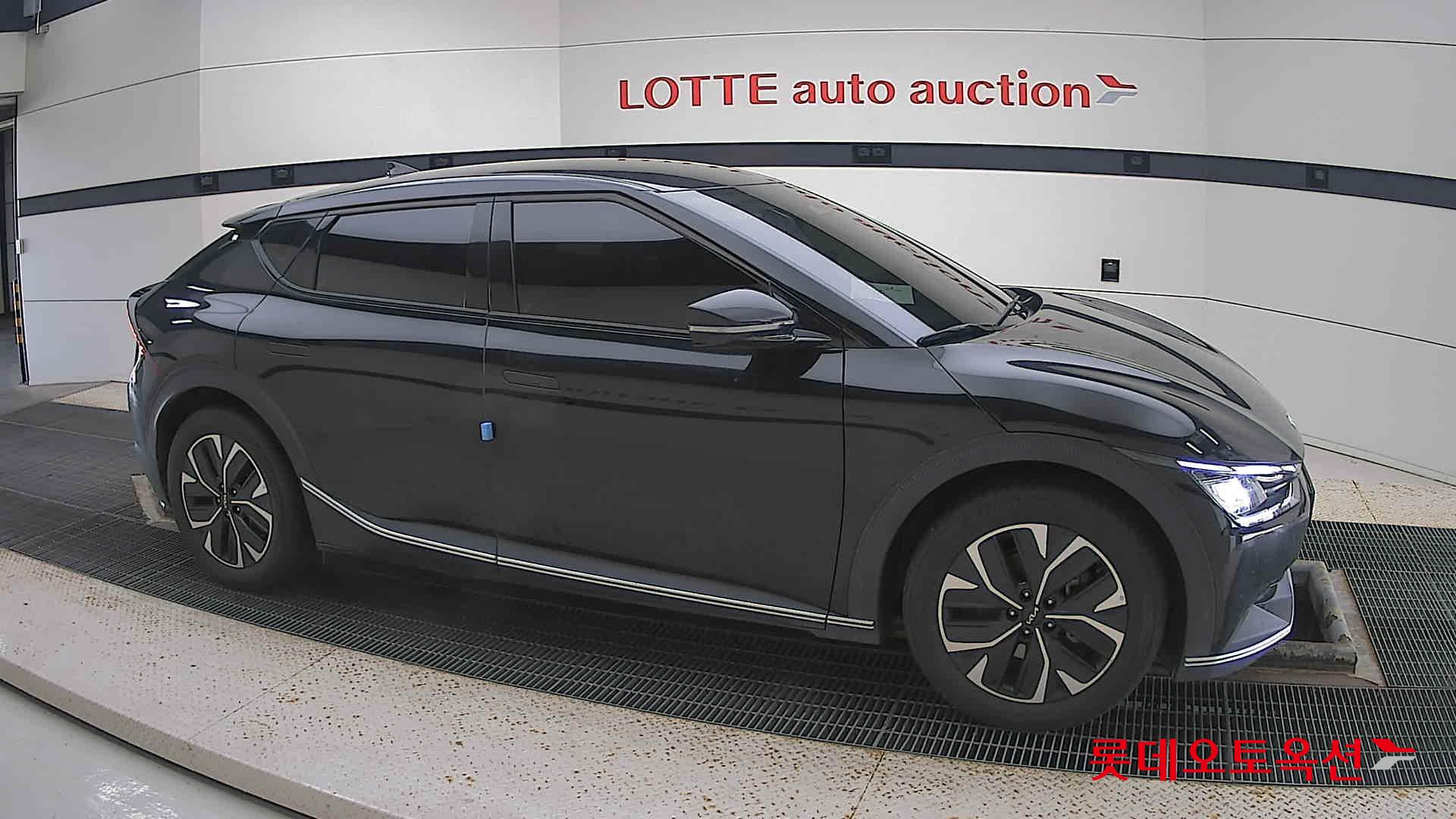 Kia EV6 id 3052553 из Кореи 17