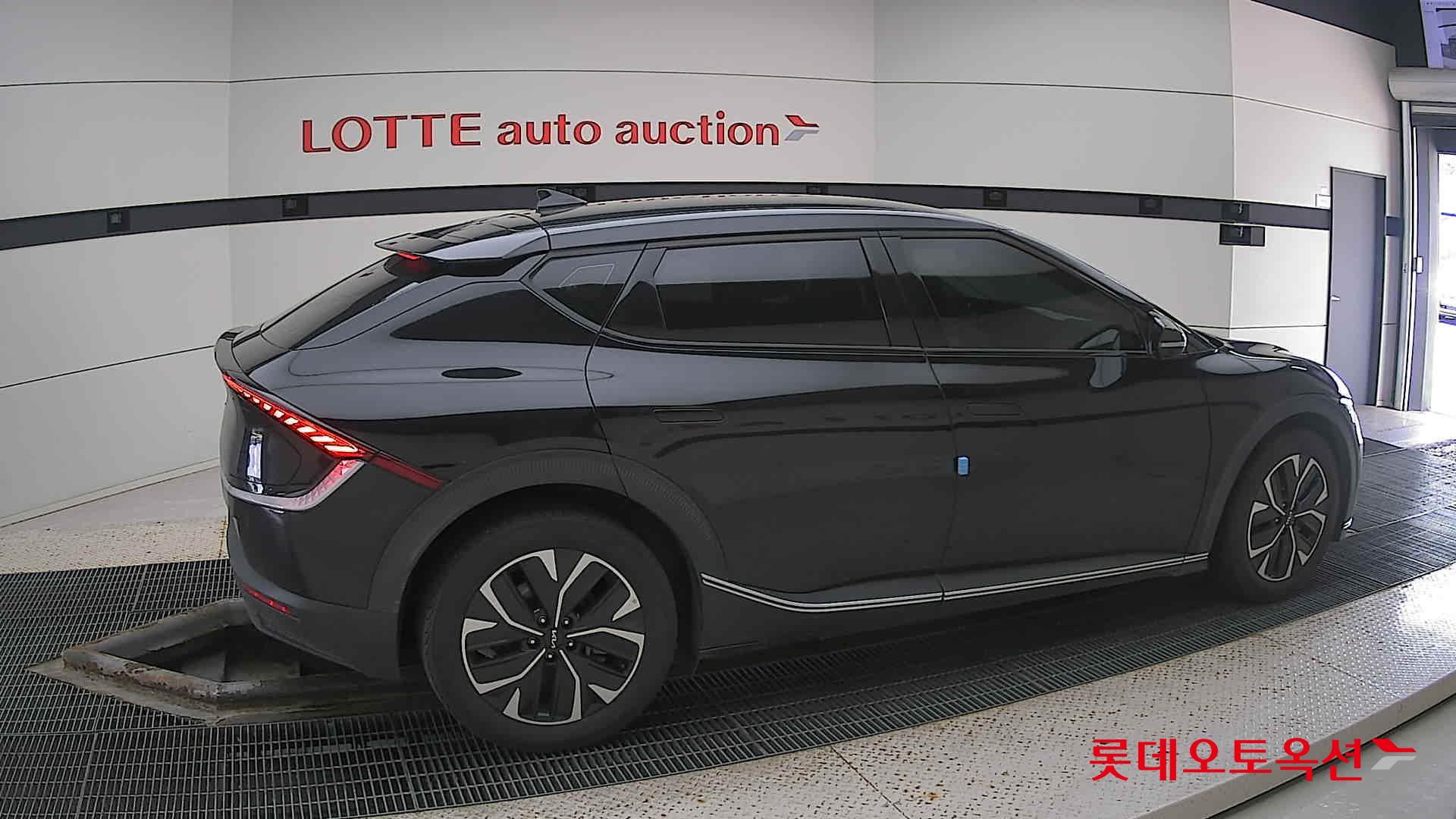 Kia EV6 id 3052553 из Кореи 18