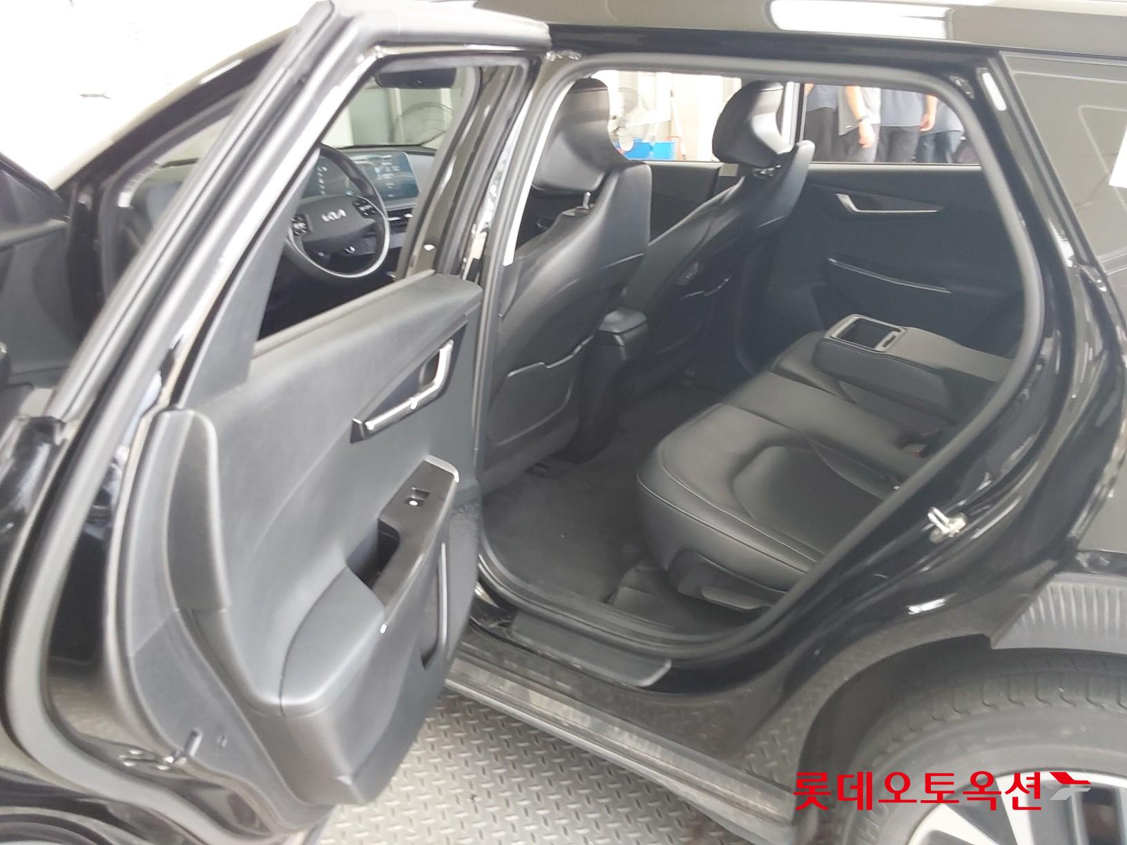 Kia EV6 id 3052553 из Кореи 36