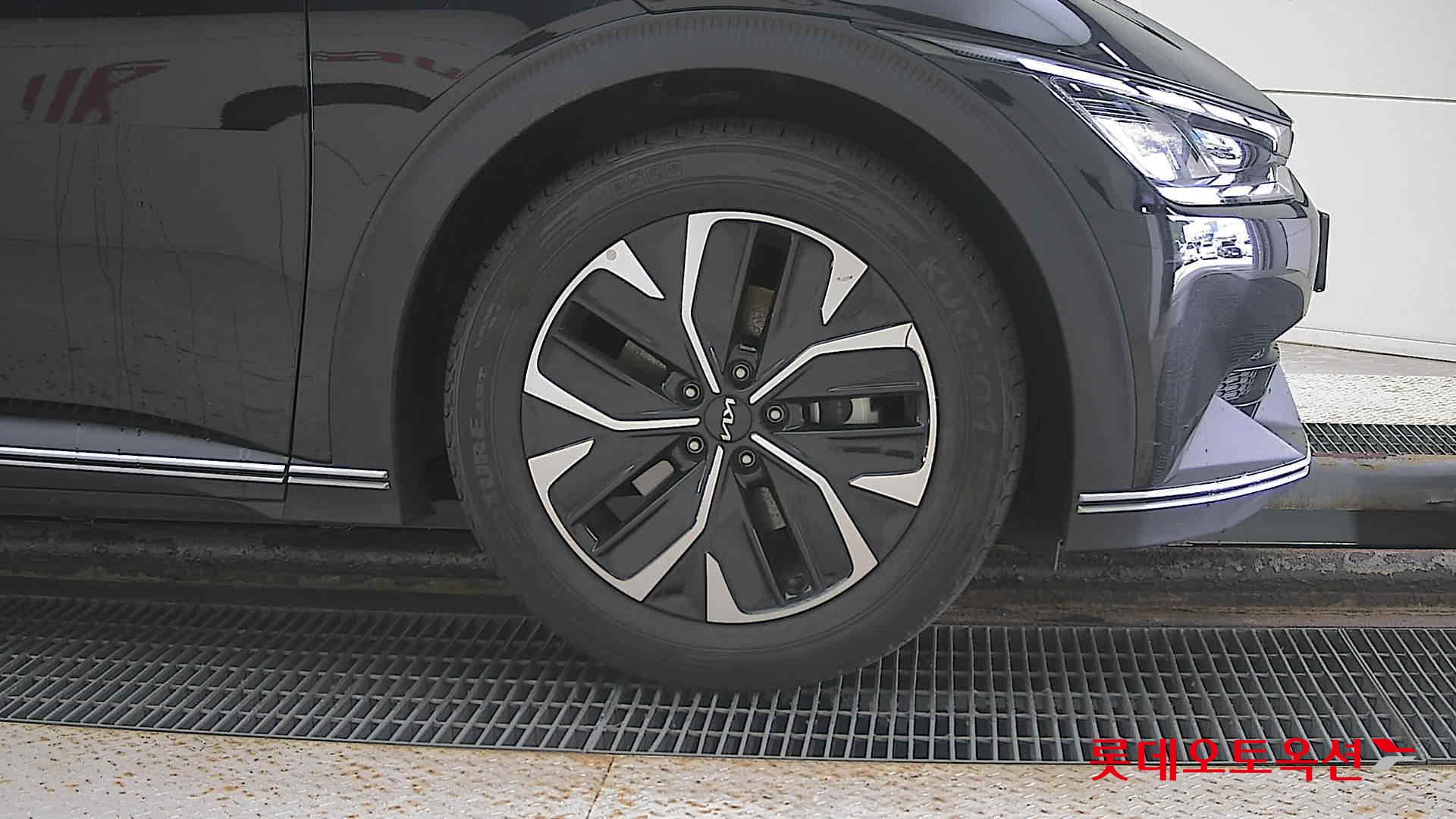 Kia EV6 id 3057708 из Кореи 23