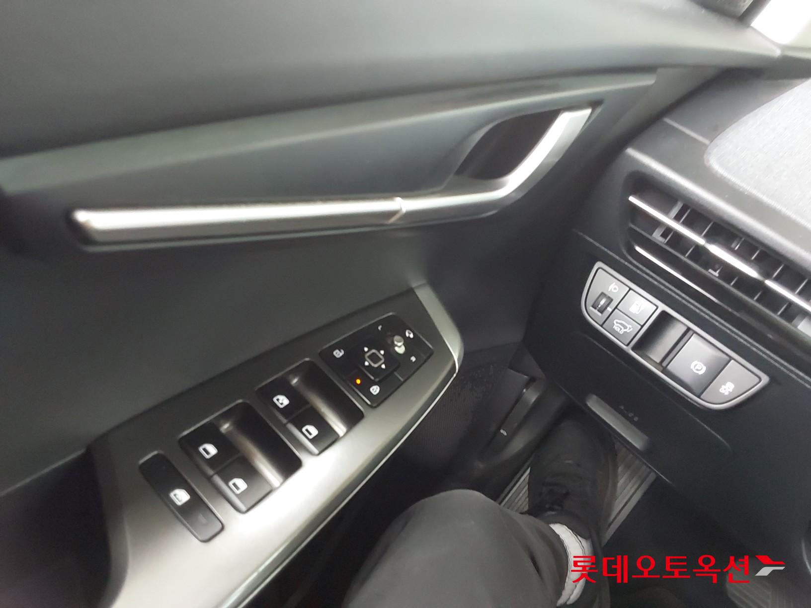 Kia EV6 id 3057708 из Кореи 28