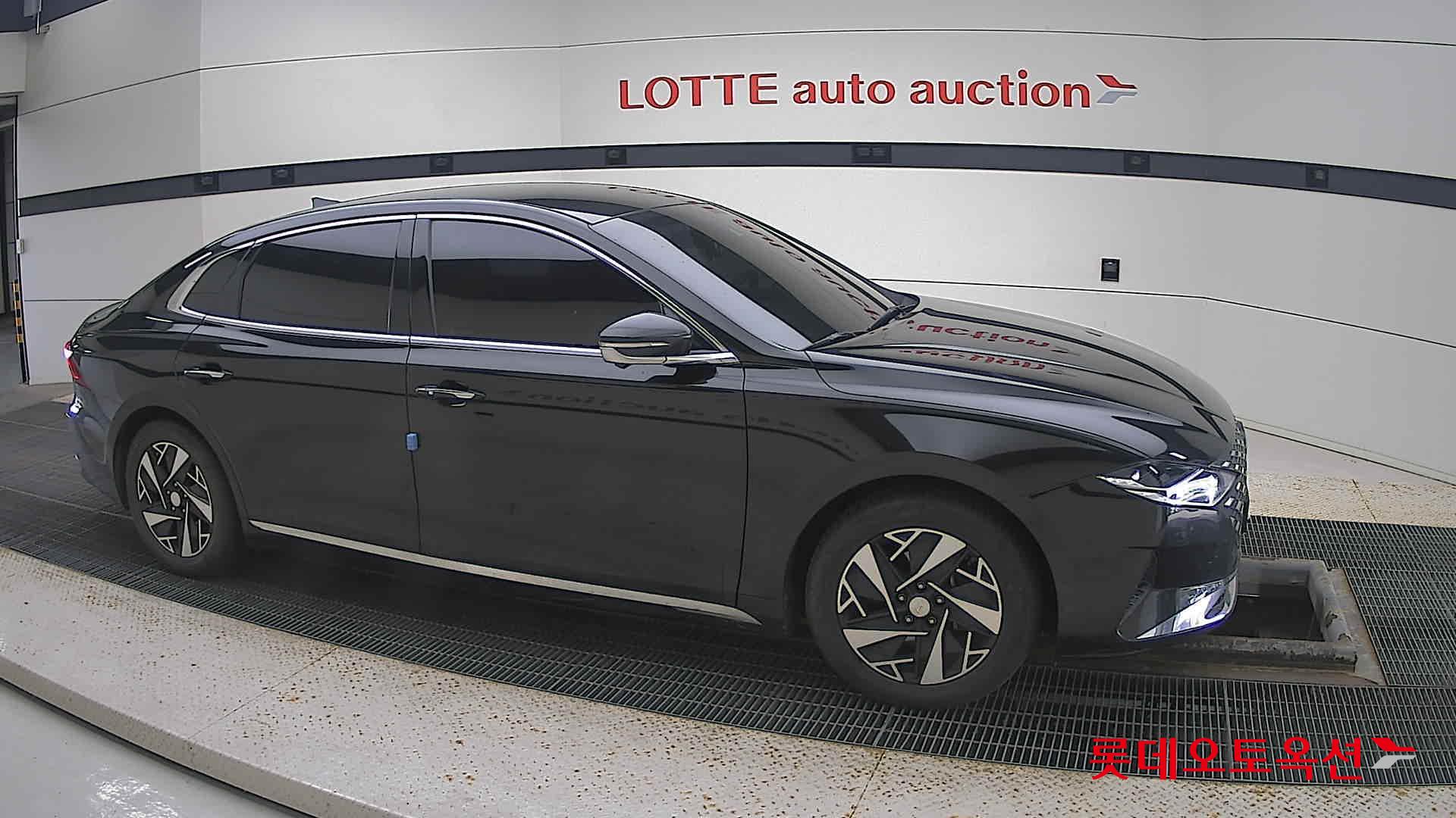 Hyundai Grandeur Hybrid id 3052543 из Кореи 17