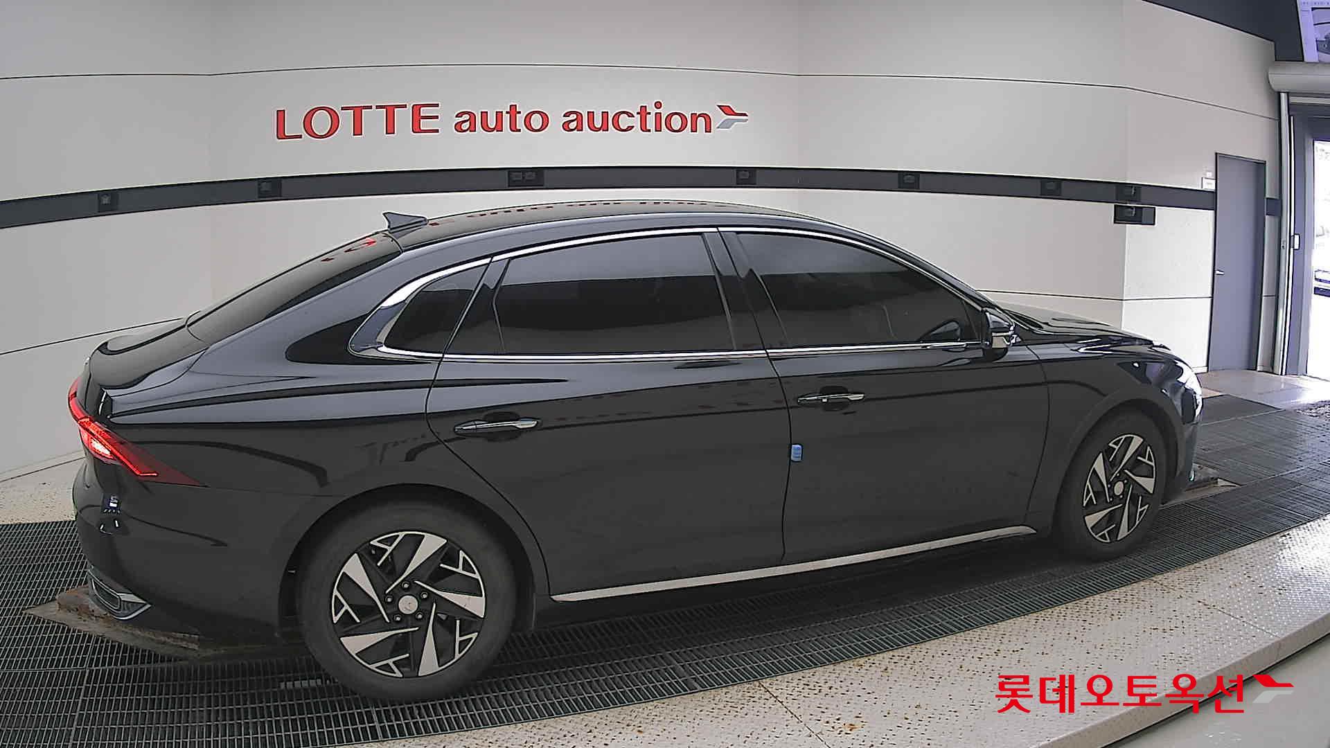 Hyundai Grandeur Hybrid id 3052543 из Кореи 18