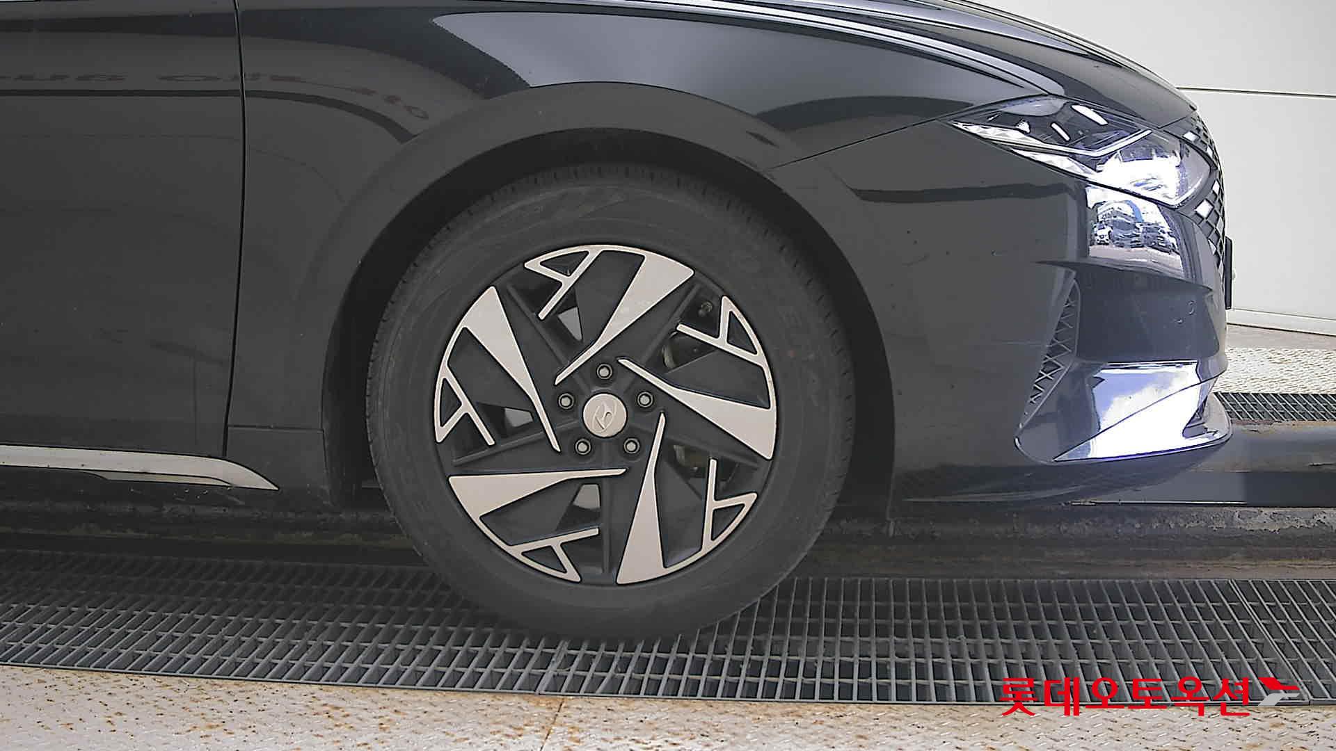 Hyundai Grandeur Hybrid id 3052543 из Кореи 23