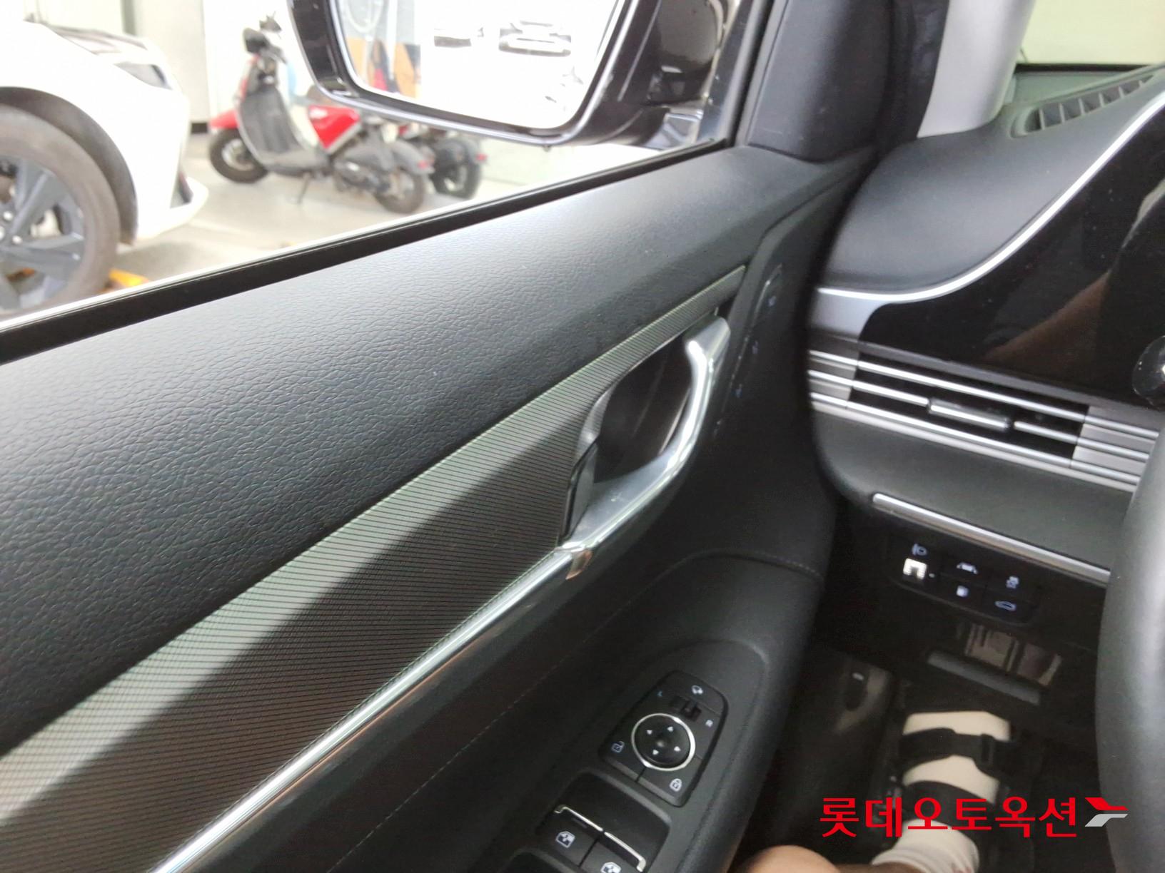 Hyundai Grandeur Hybrid id 3052543 из Кореи 28