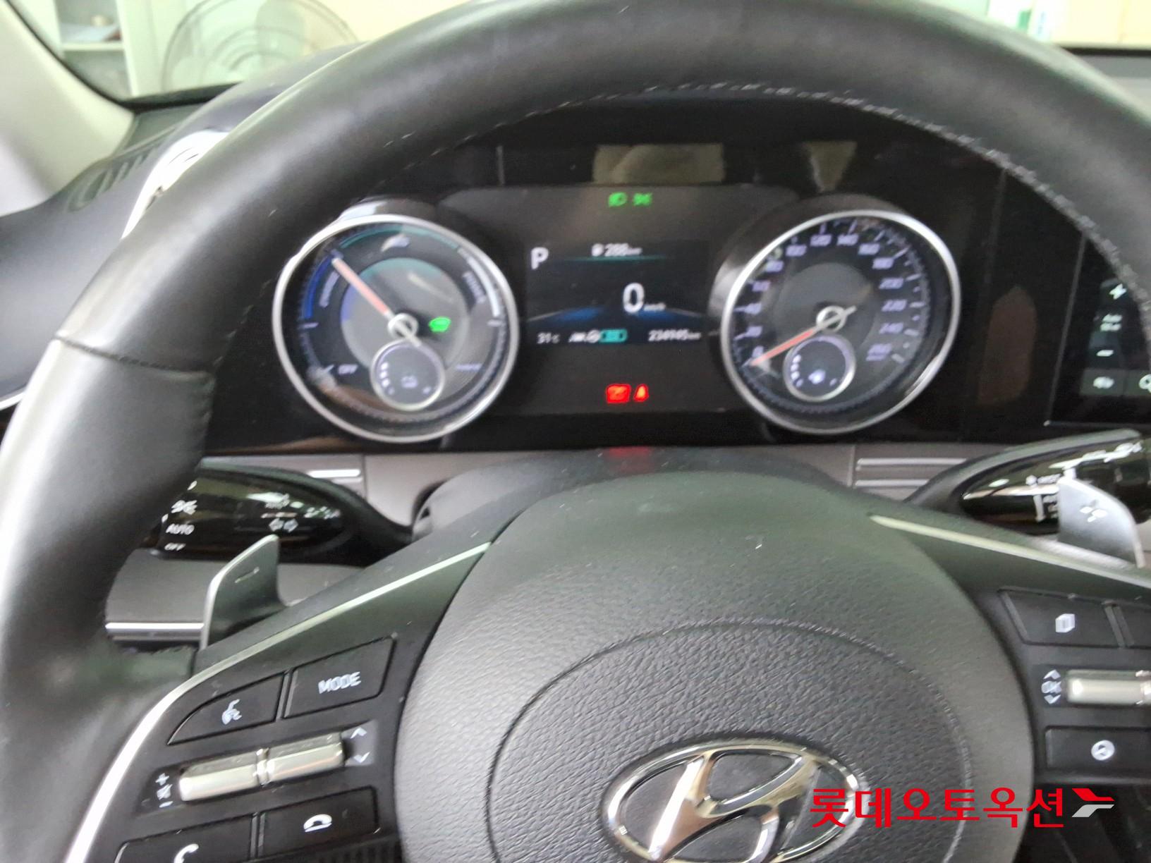 Hyundai Grandeur Hybrid id 3052543 из Кореи 29