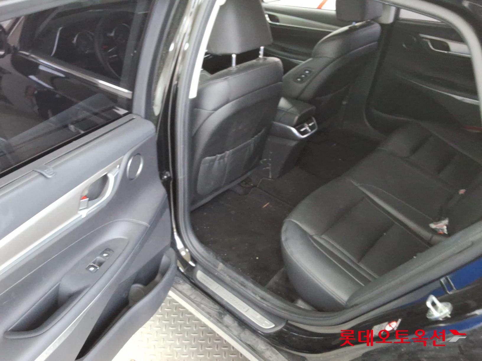 Hyundai Grandeur Hybrid id 3052543 из Кореи 36