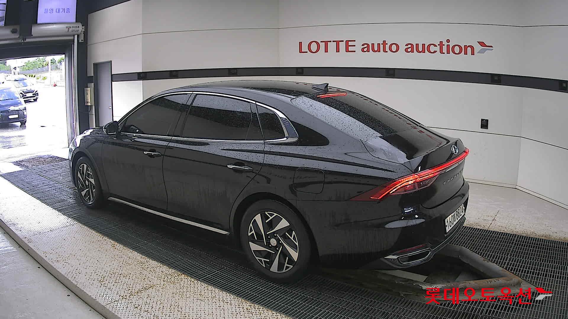 Hyundai Grandeur Hybrid id 3052510 из Кореи 10